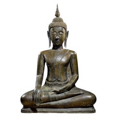 16th Century Important large antique bronze Ayutthaya Buddha from Thailand