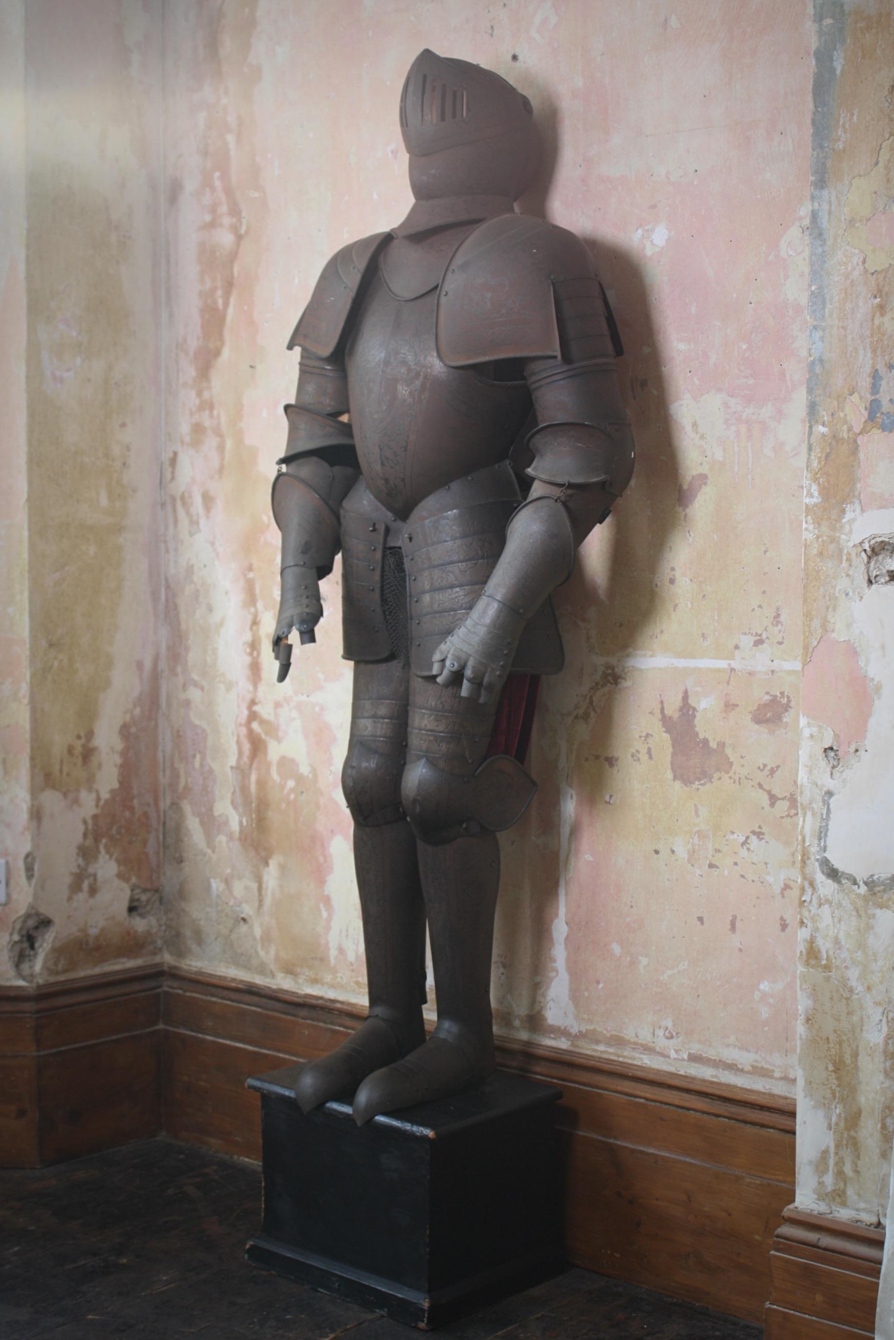 16th Century in Style, Victorian Country House Suit of Armour Sculpture For Sale 9