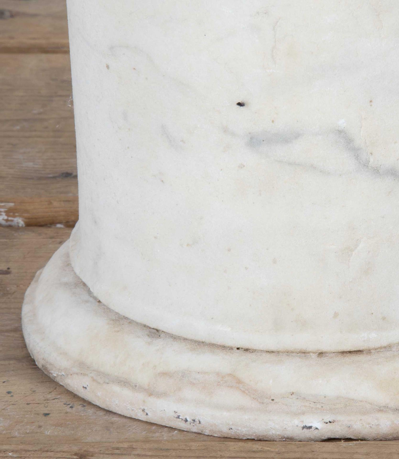 16th Century Italian Renaissance Carved Marble Pedestal For Sale at 1stDibs