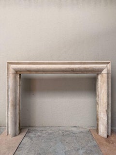 16th Century Italian Renaissance Fireplace Mantel in Limestone from Lombardy