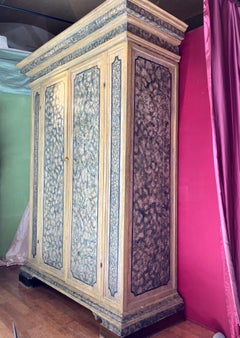 16th Century Italian Renaissance Painted Marble Lacquer Wooden Cabinet (1500s)