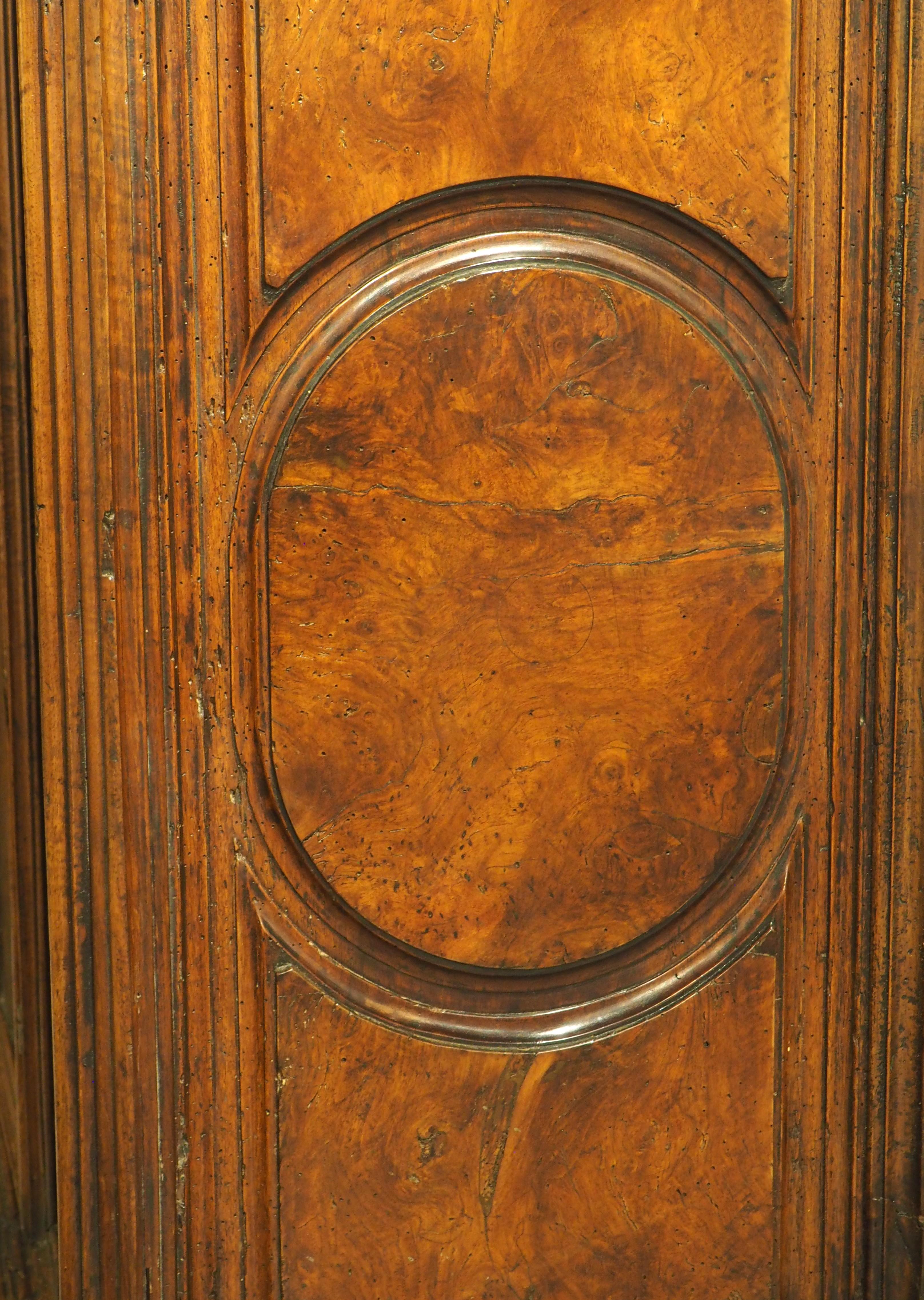 16th Century Italian Renaissance Walnut and Burr Walnut Intarsia Credenza For Sale 13