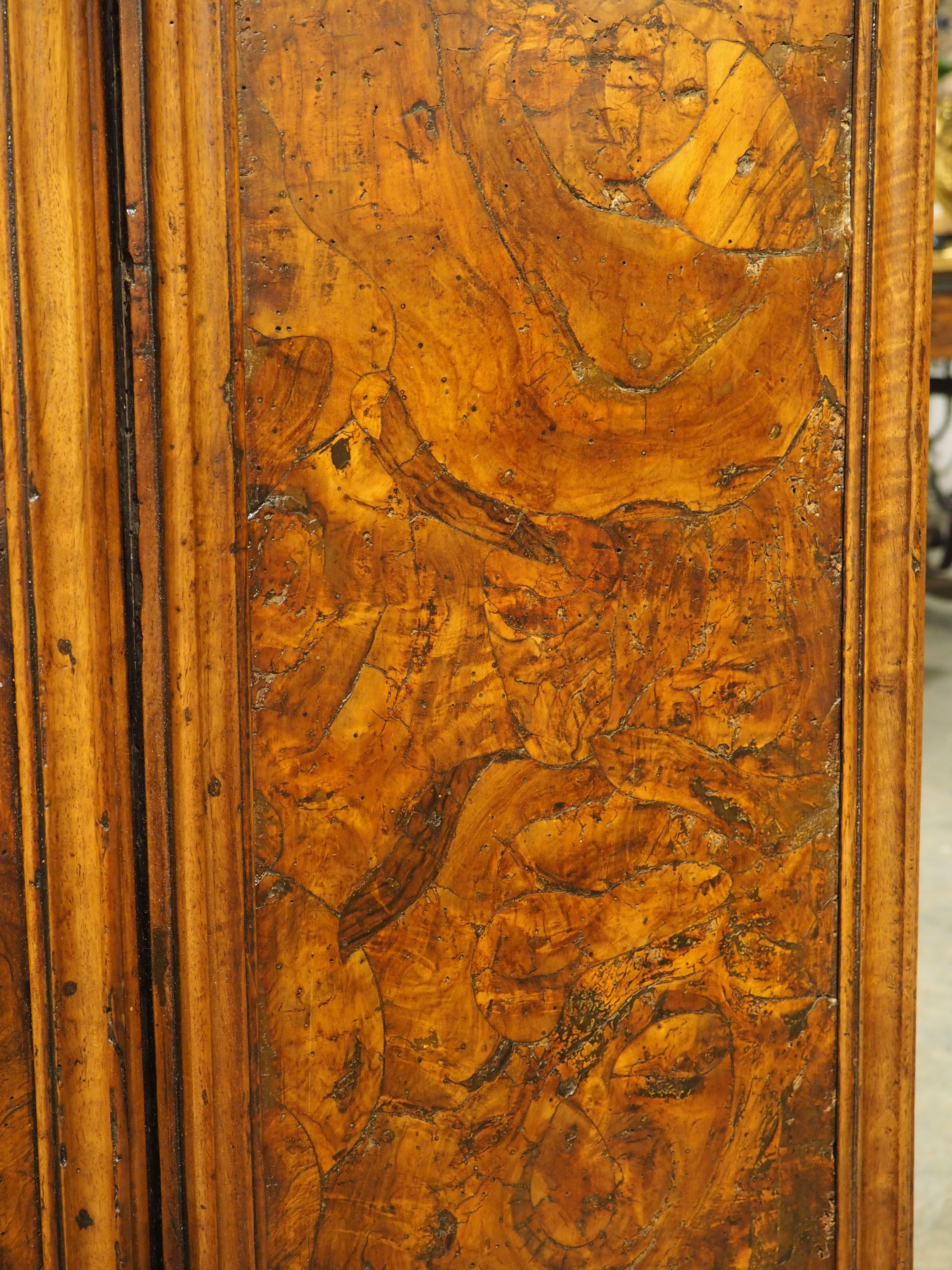 16th Century Italian Renaissance Walnut and Burr Walnut Intarsia Credenza For Sale 2