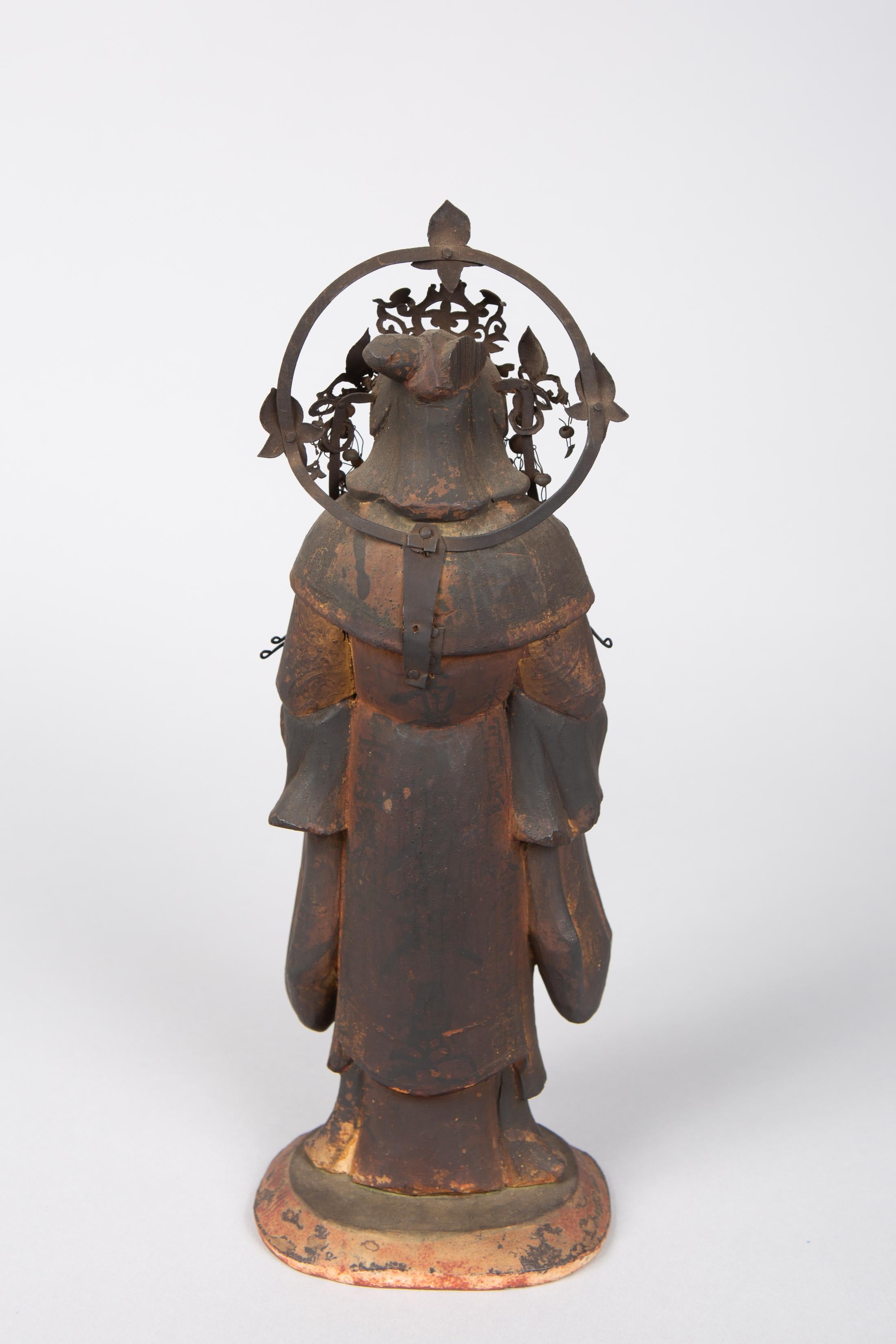 japanische Skulptur eines buddhistischen Tenbu aus dem 16 (18. Jahrhundert und früher) im Angebot
