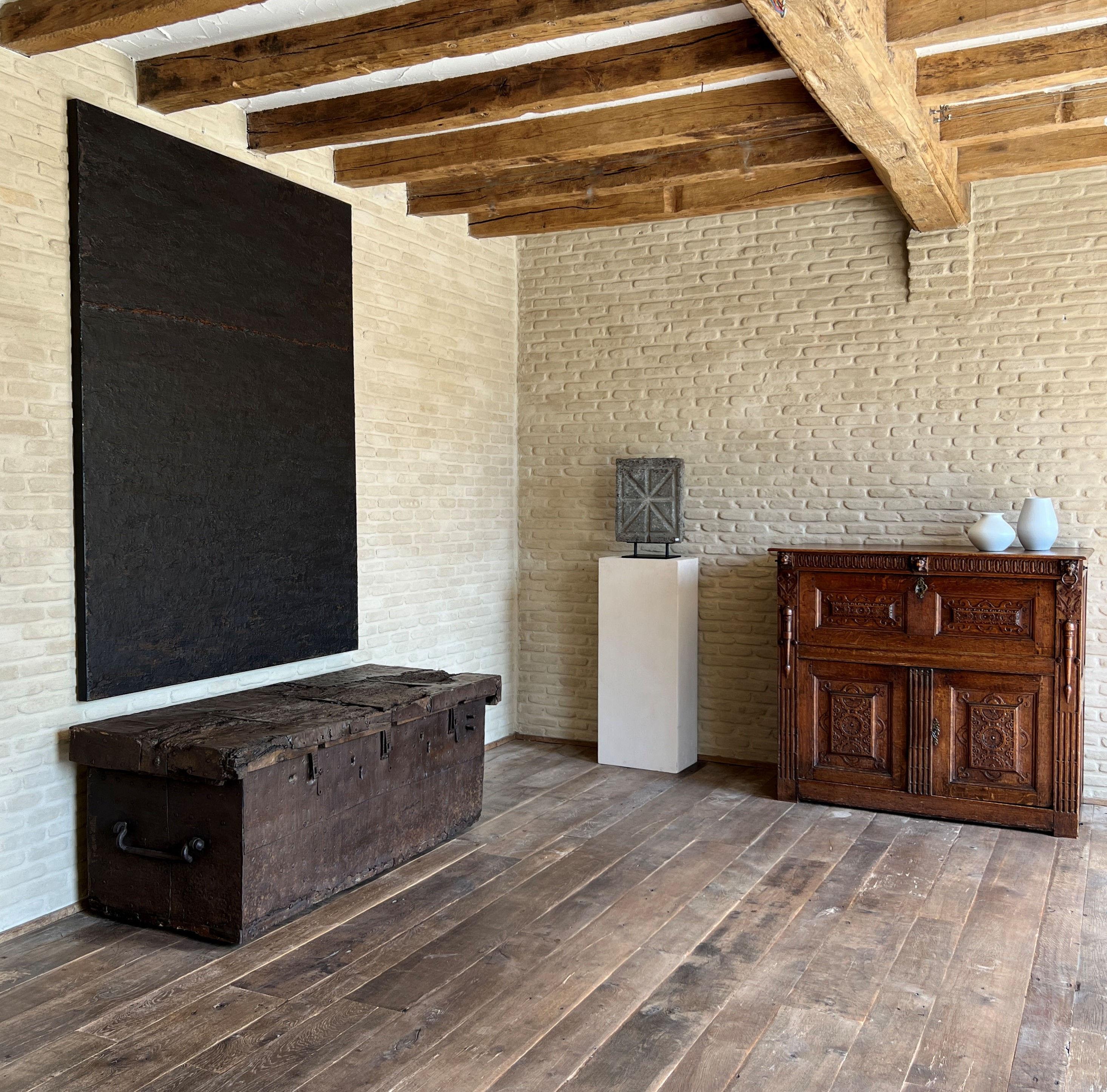 16th century large chest strongbox iron and walnut For Sale 5