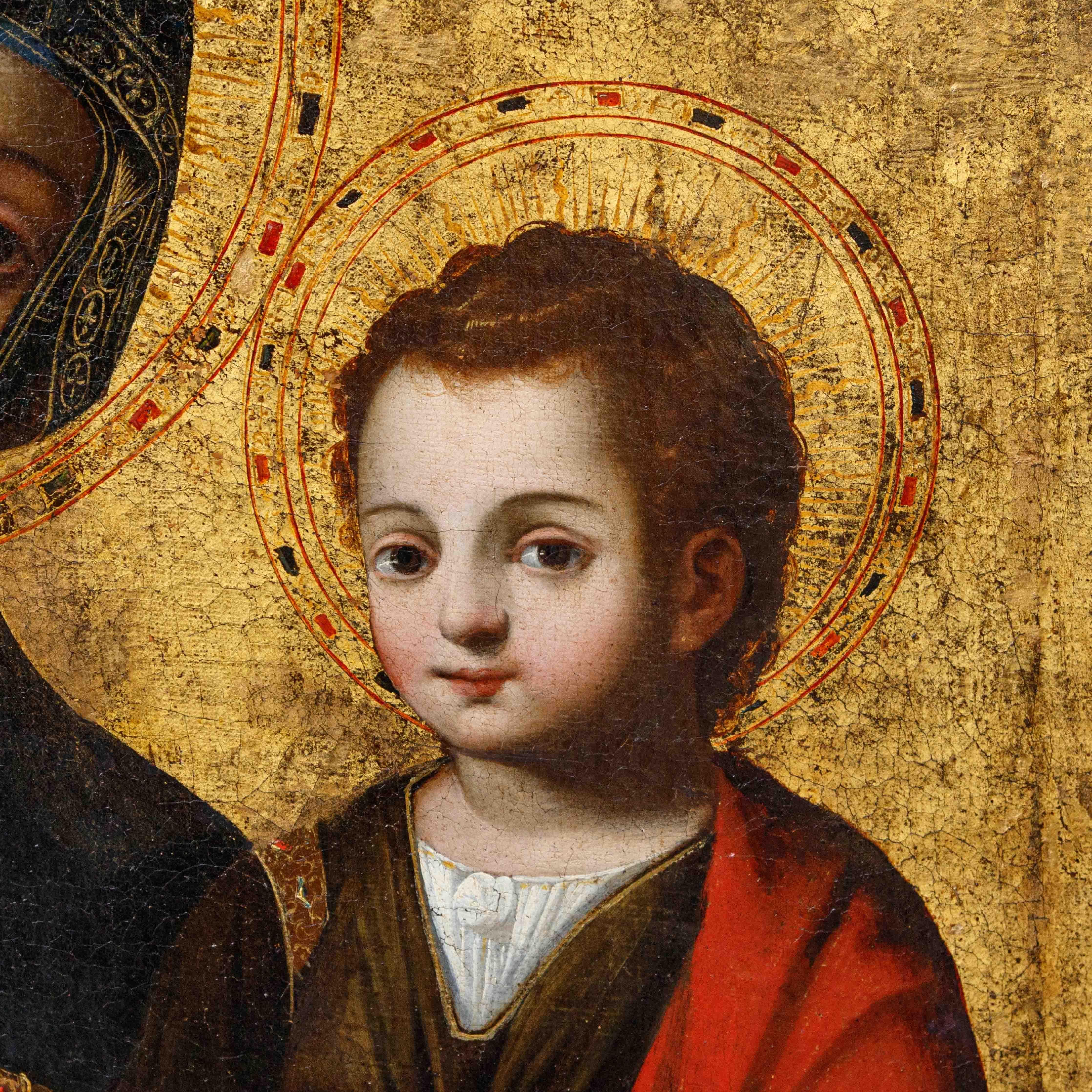 16th century Madonna and Child Oil on canvas with gold background For Sale 1
