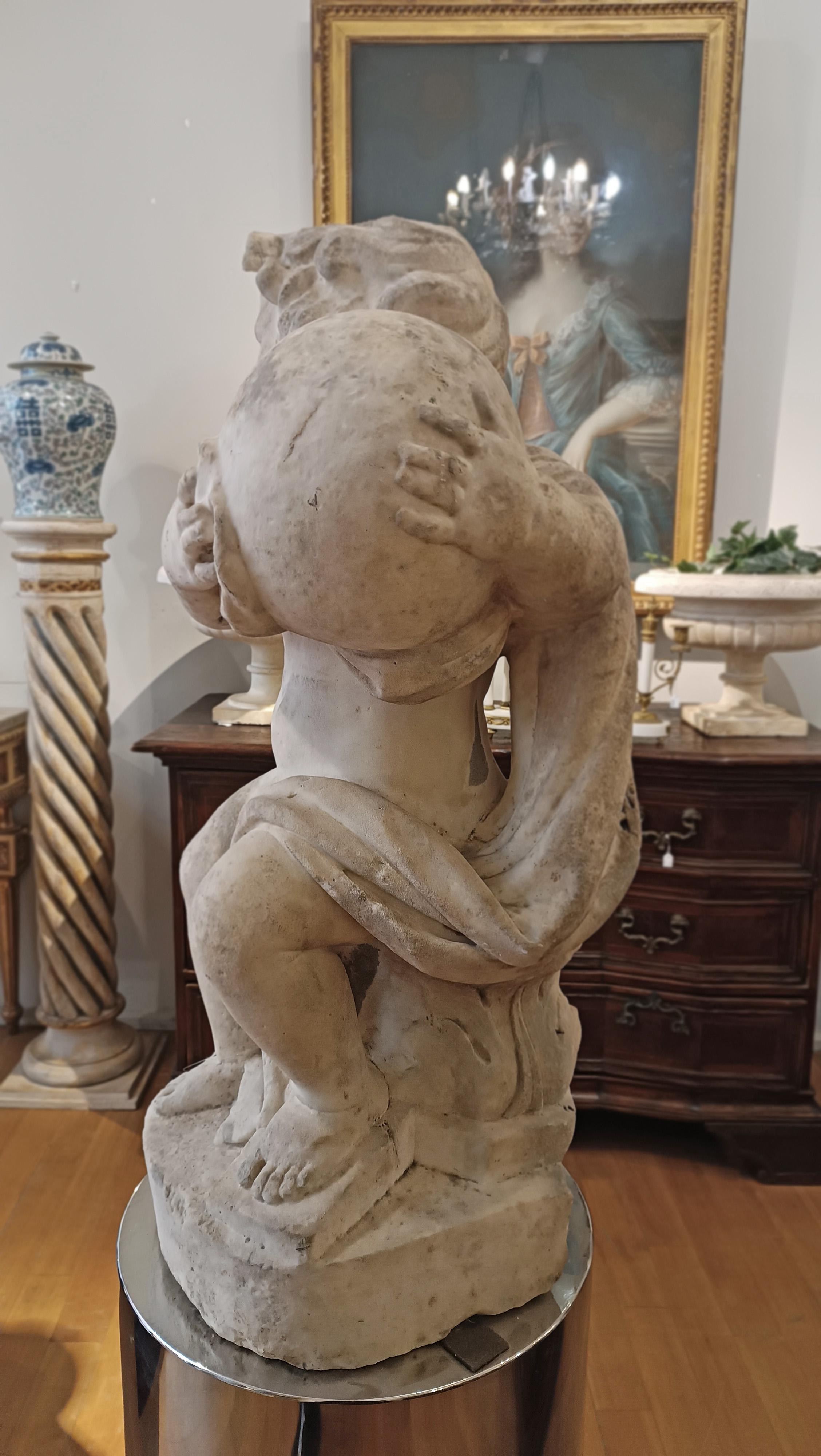 16th CENTURY MARBLE SCULPTURE OF A YOUNG HERCULES  In Good Condition For Sale In Firenze, FI