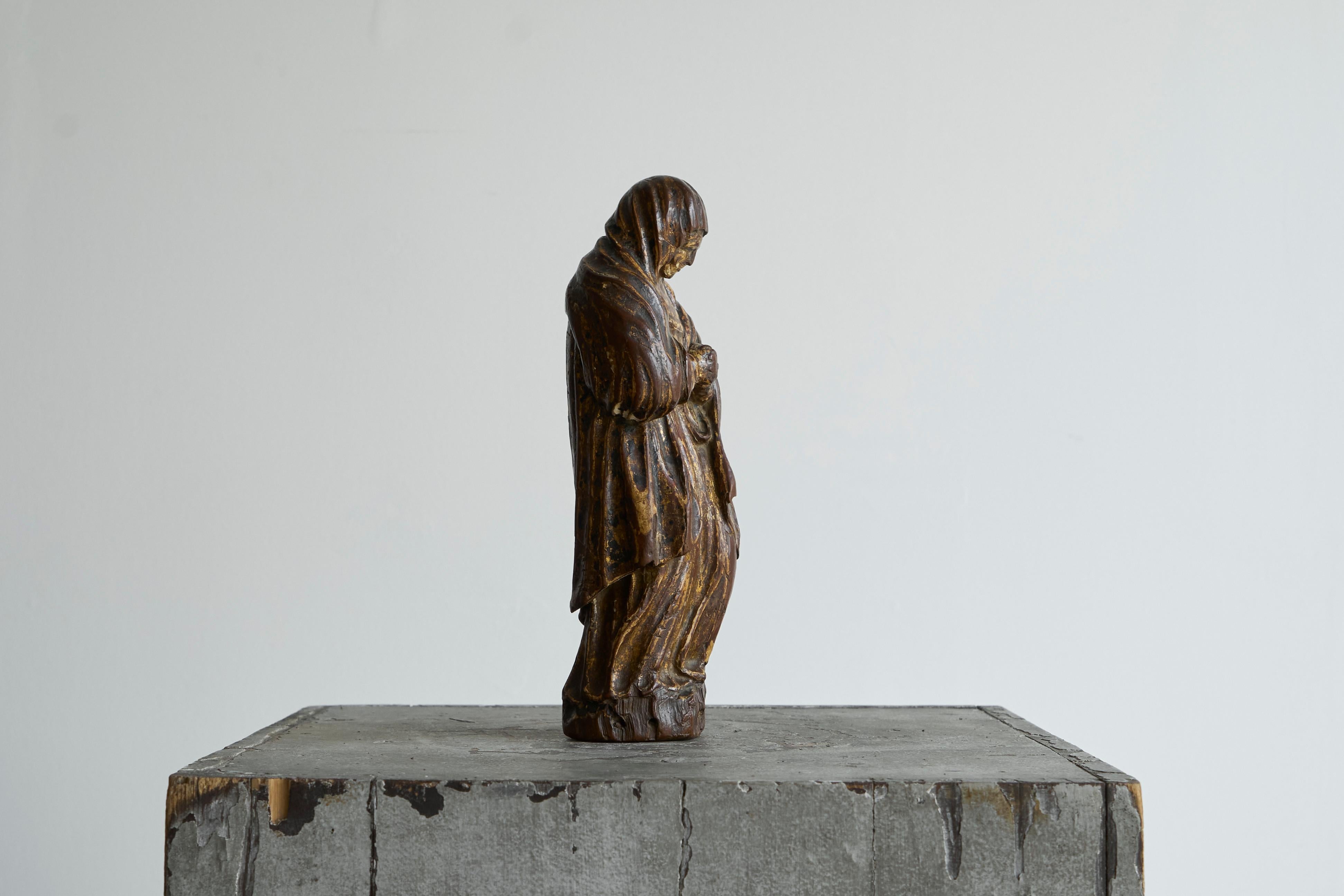 European 16th Century Mary Magdalene in Polychromed Carved Walnut For Sale