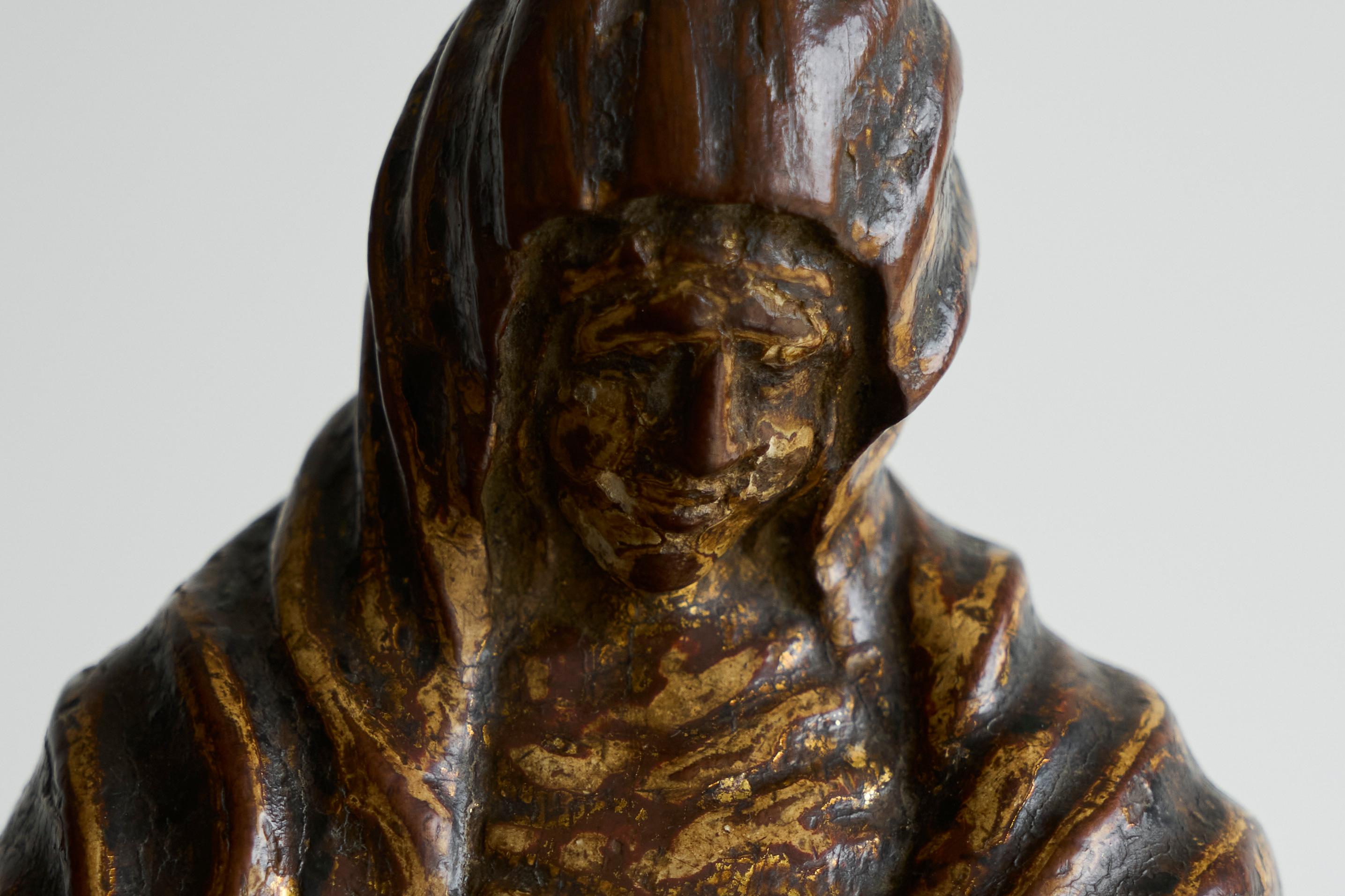 Hand-Crafted 16th Century Mary Magdalene in Polychromed Carved Walnut For Sale