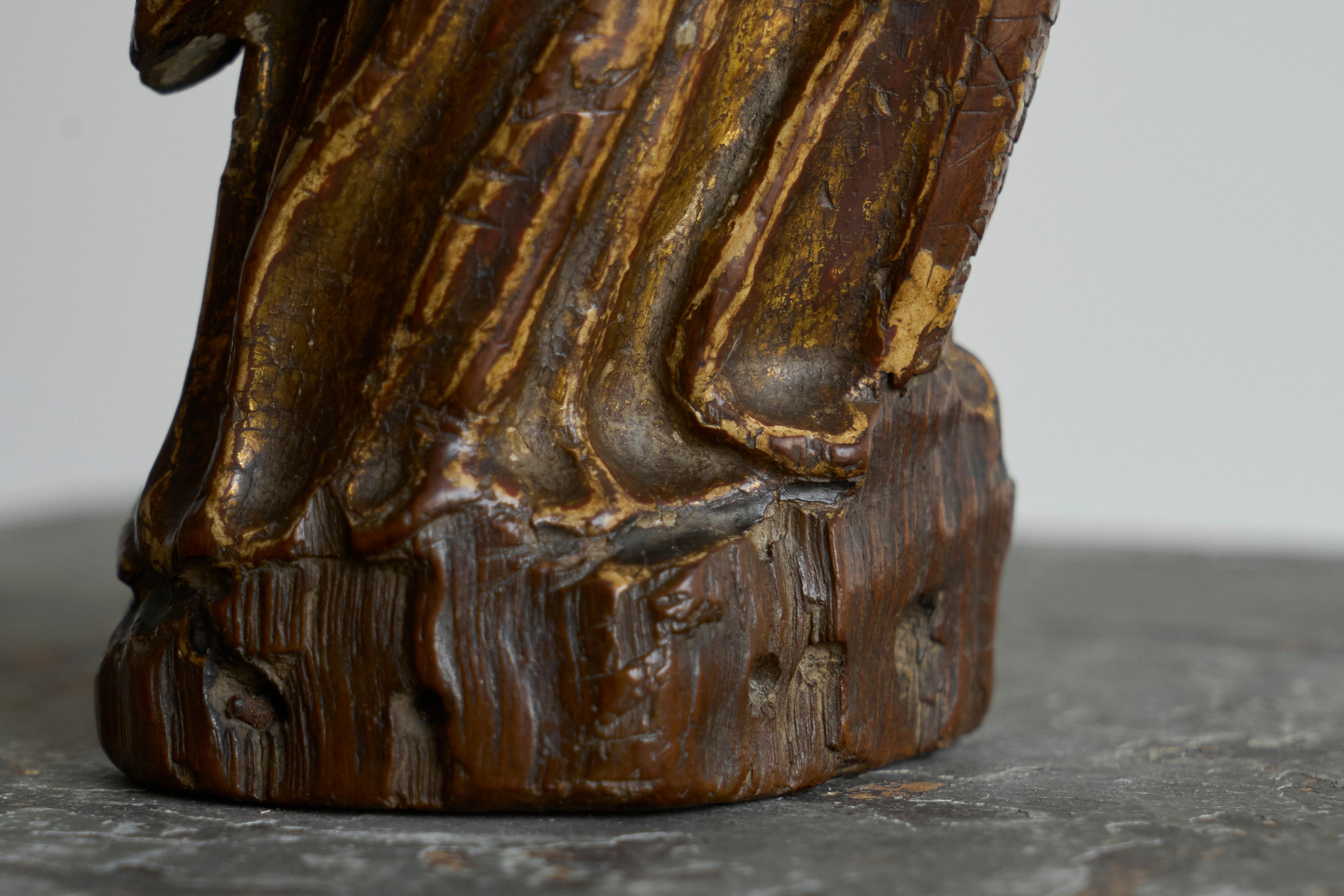 16th Century Mary Magdalene in Polychromed Carved Walnut For Sale 2