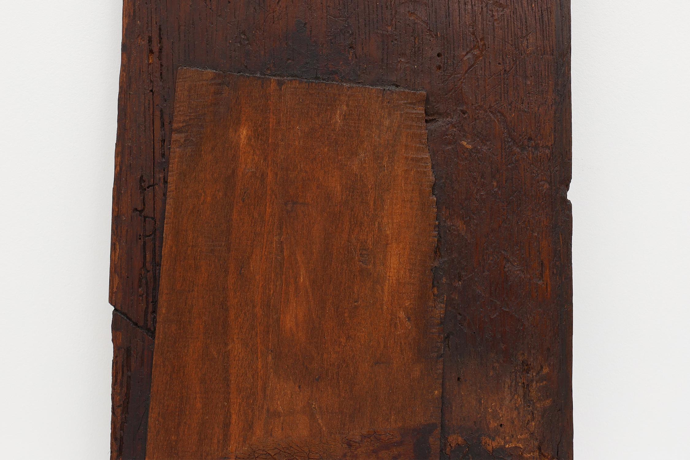 16th Century oak carved Gothic Panel, Belgium For Sale 4