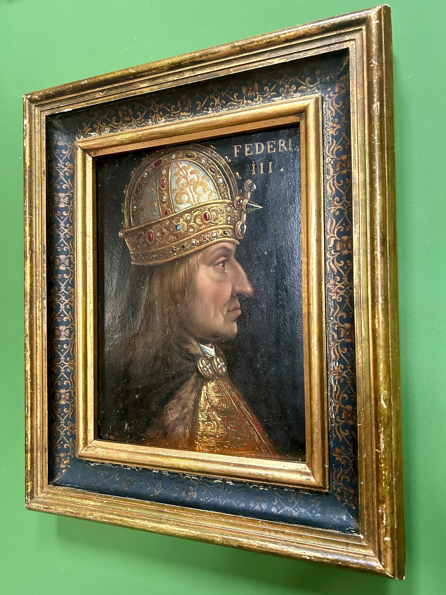 Tedesco Dipinto a olio del XVI secolo raffigurante l'imperatore Federico III della scuola di Hans Burgkmair in vendita