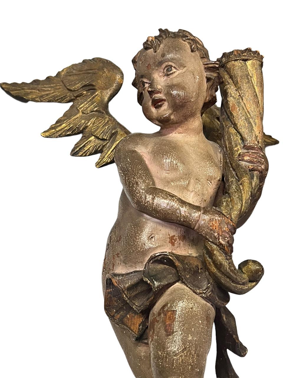 Hand-Carved 16th Century Pair of Italian Candlesticks of Cherubs For Sale