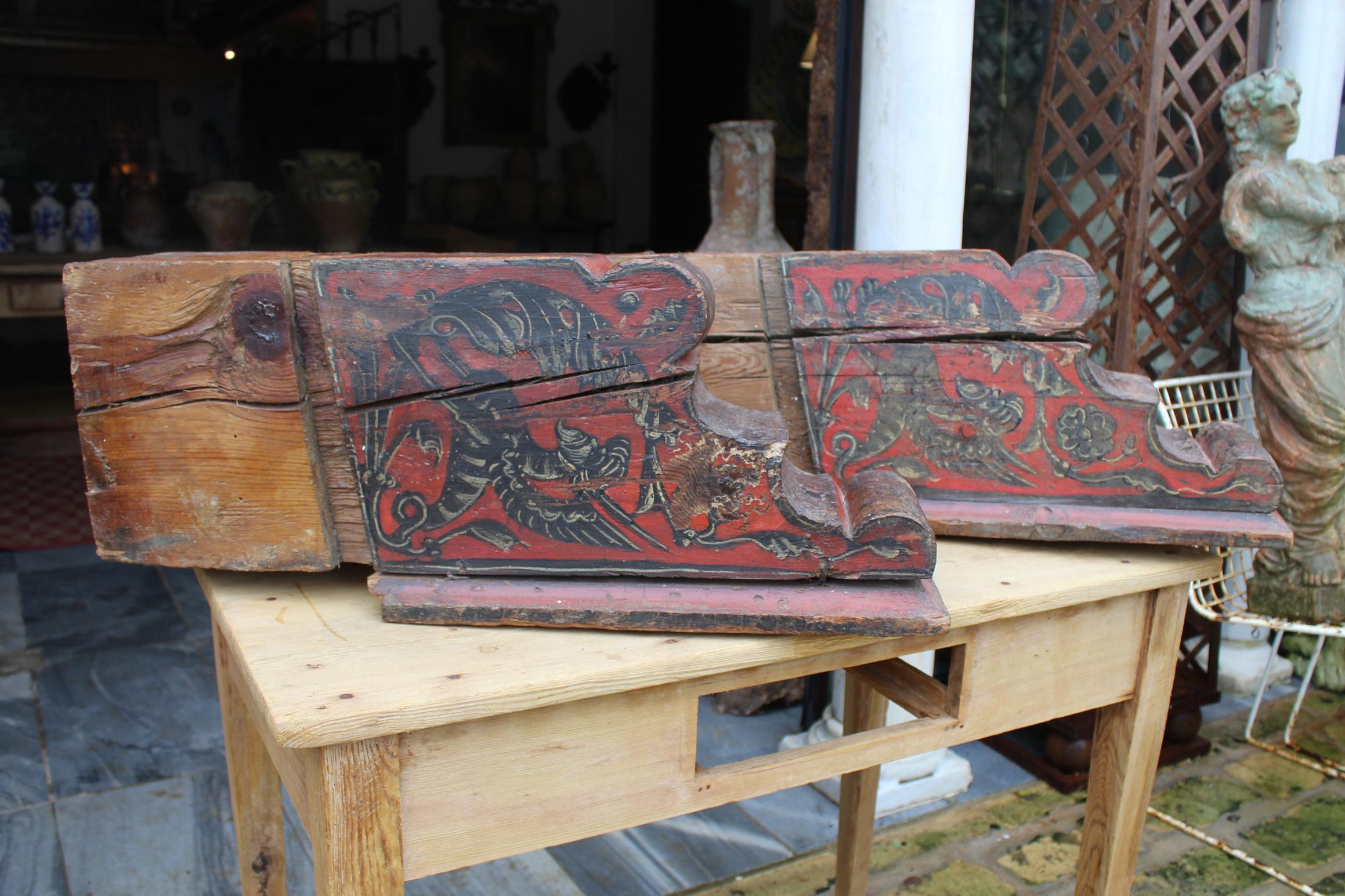 Hand-Painted 16th Century Pair of Spanish Polychrome Wooden Footings with Medieval Scenes For Sale