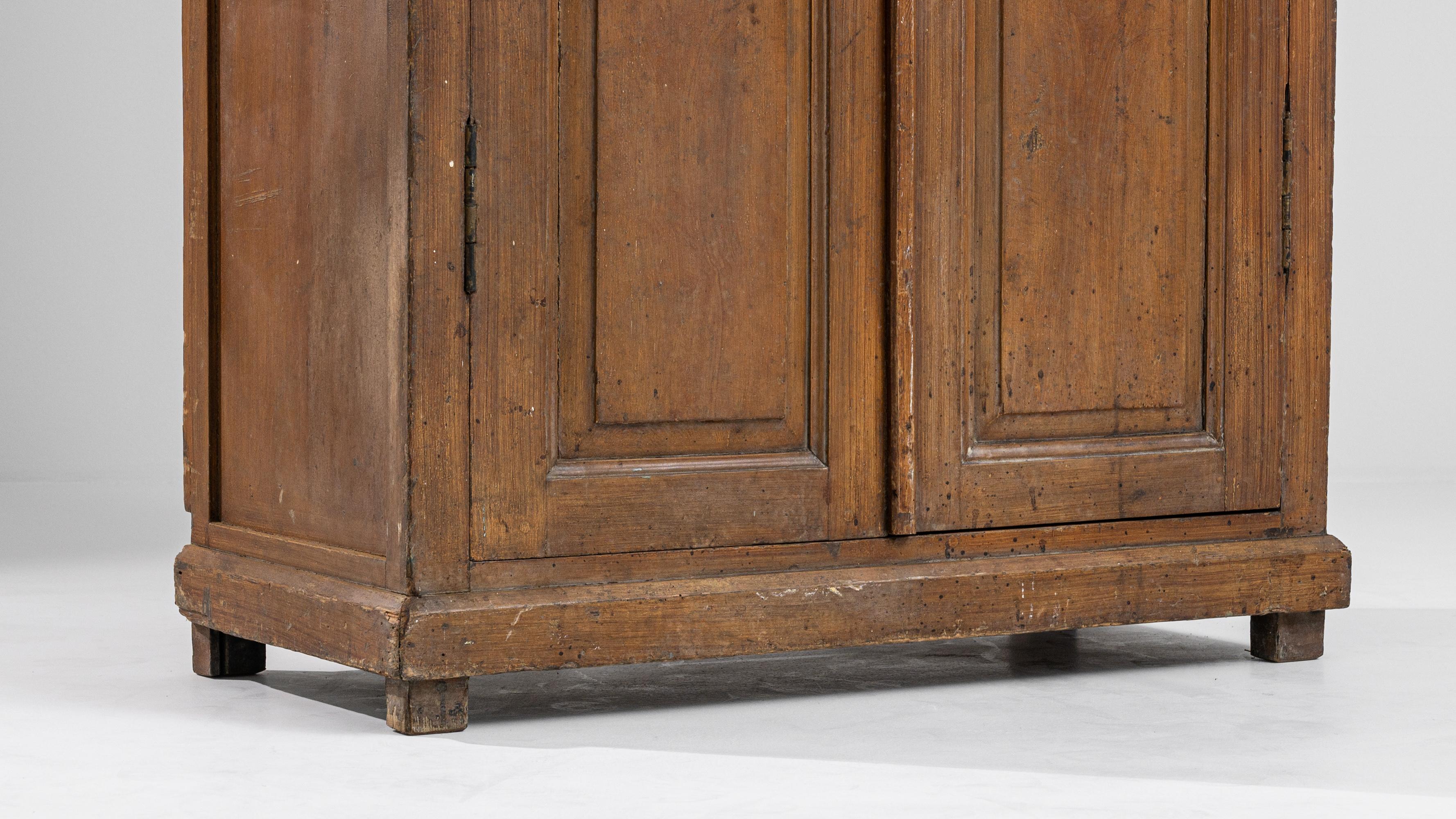Armario portugués de madera del siglo XVI 3