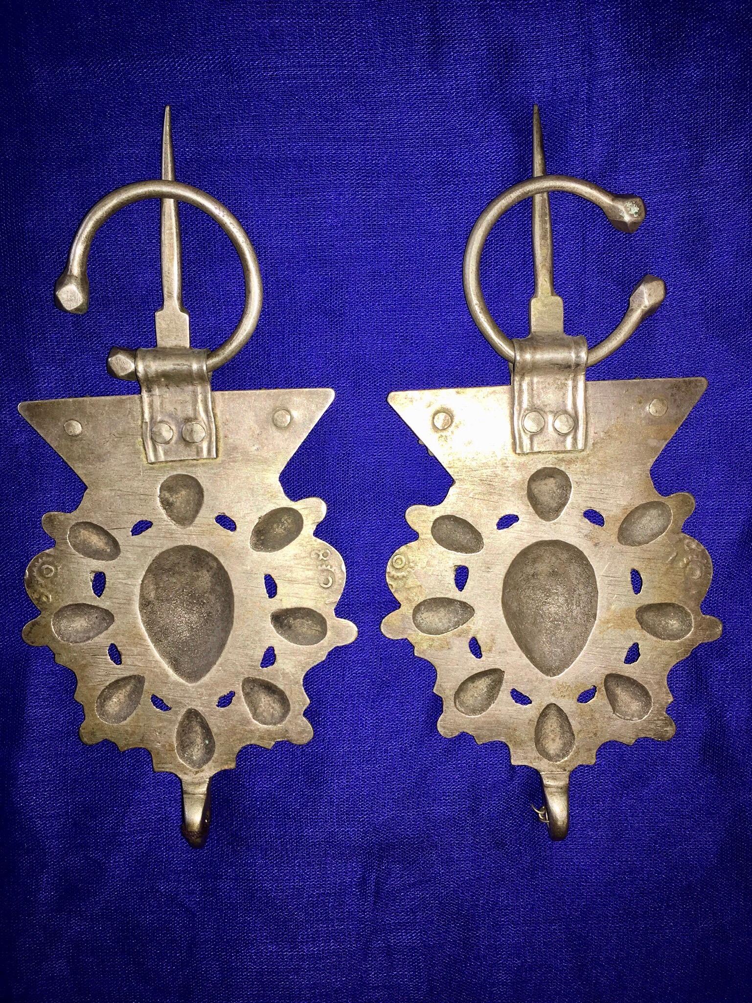 18th Century and Earlier 16th Century Pure Silver Moroccan Fibula Brooch Set Berber Antique For Sale