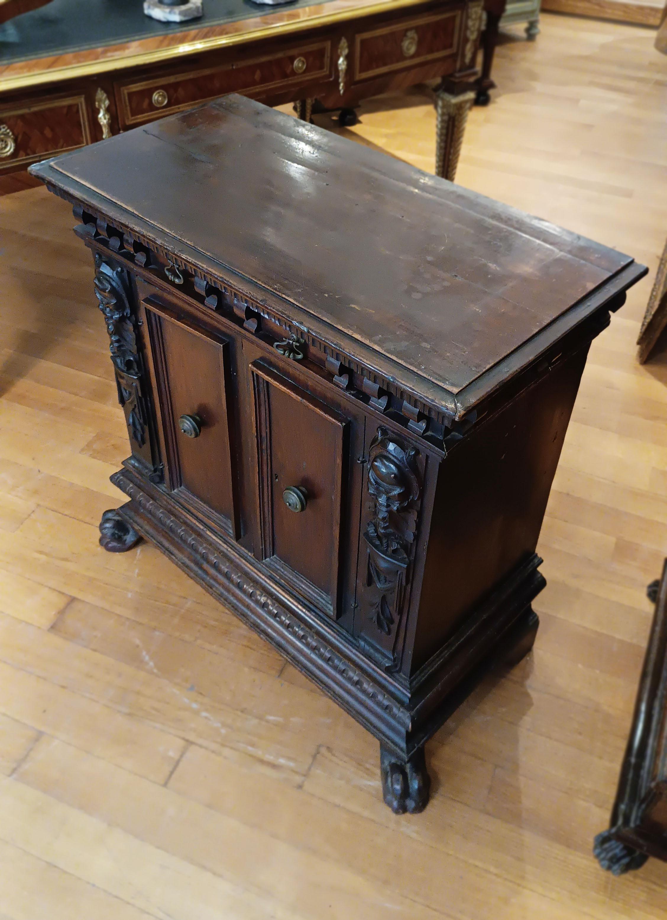 Hand-Carved 16th CENTURY RENAISSANCE SMALL SIDEBOARD IN SOLID WALNUT