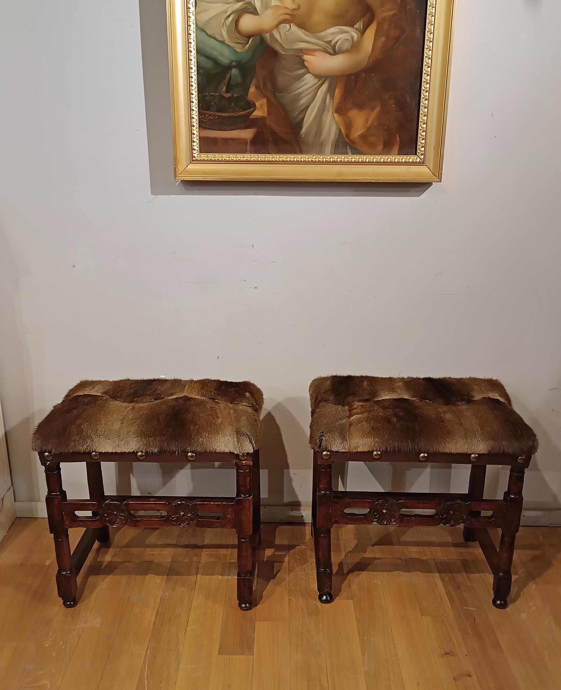16th CENTURY RENAISSANCE STOOLS IN MINK For Sale 2
