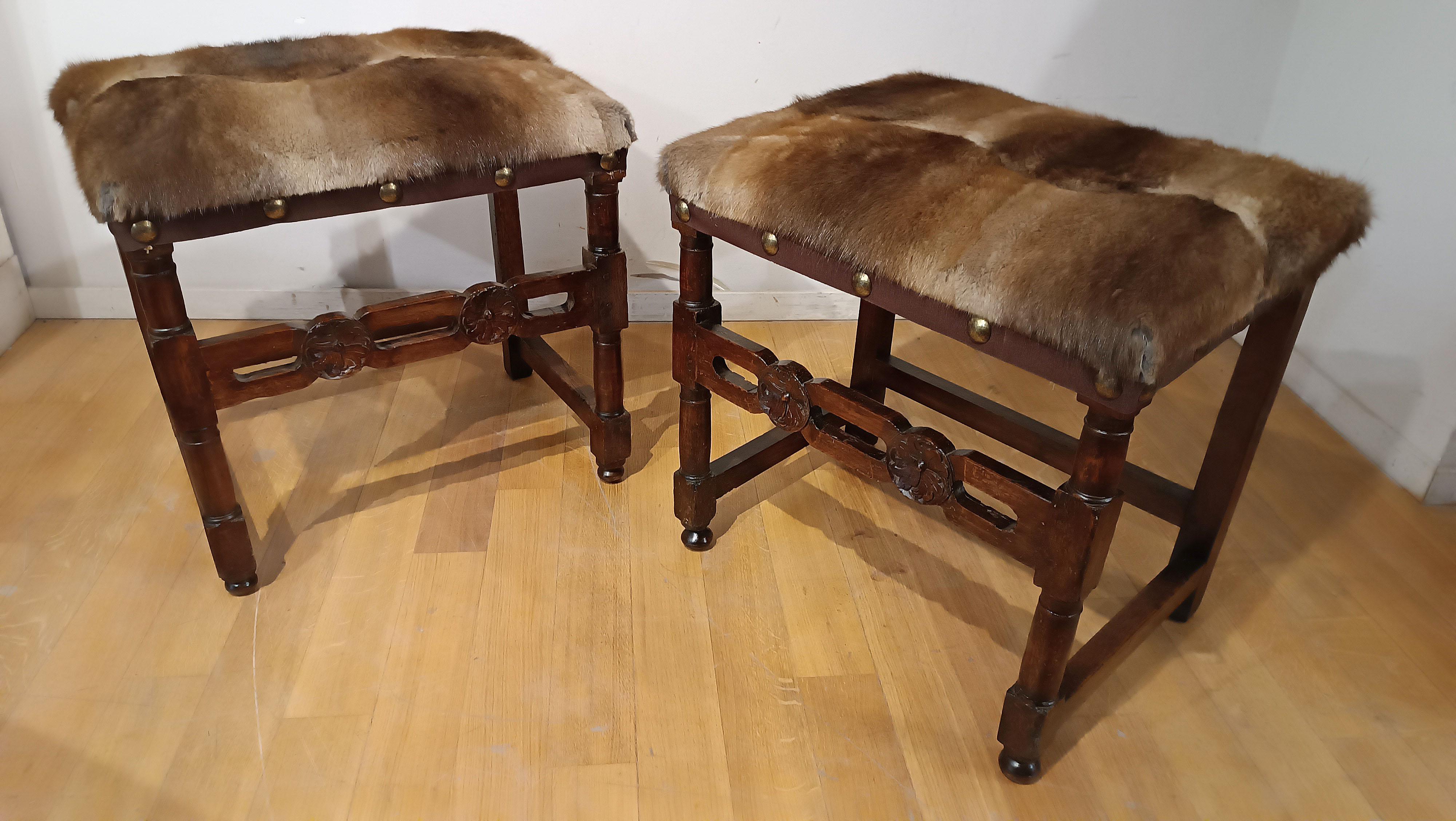16th CENTURY RENAISSANCE STOOLS IN MINK For Sale 5