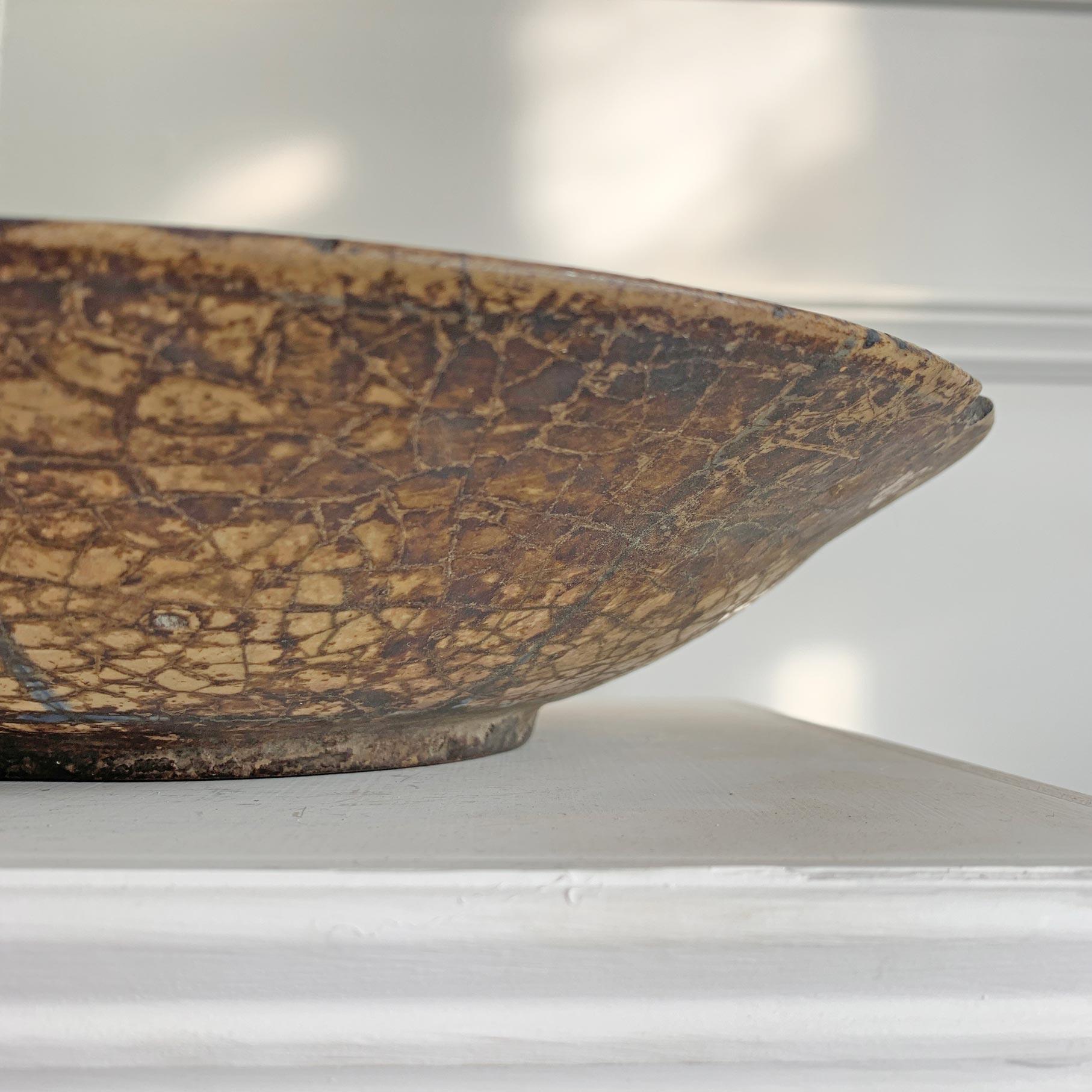 16th Century Safavid Pottery Dish Plate For Sale 8