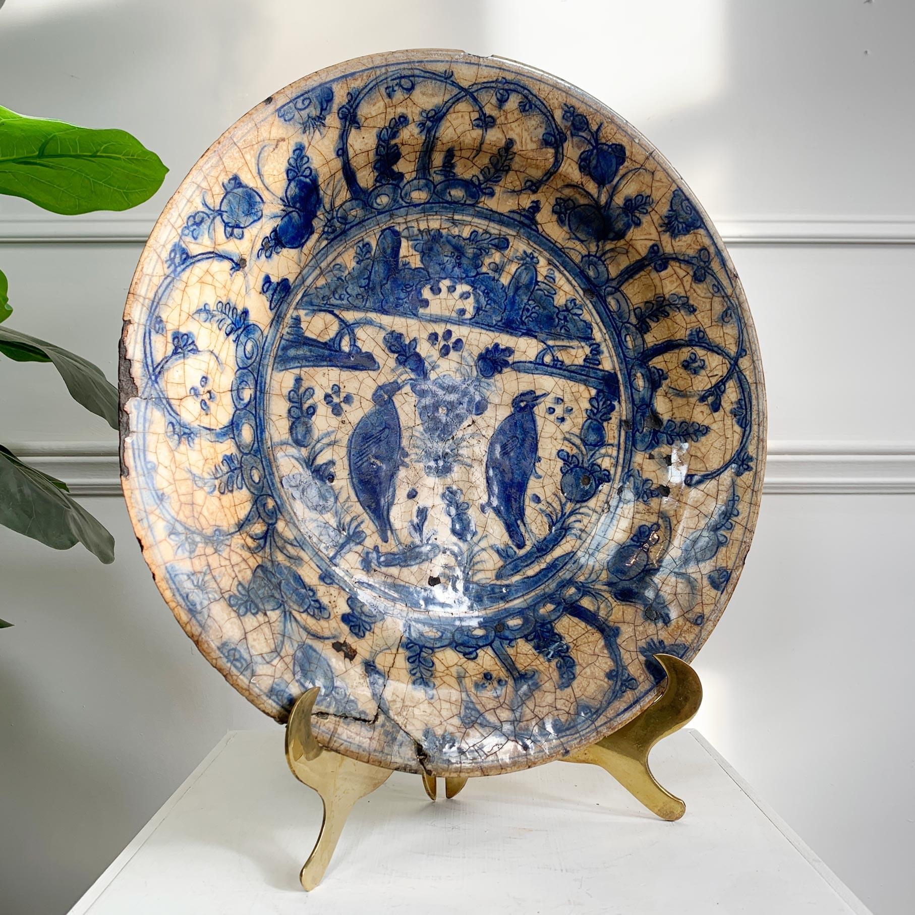 Hand-Crafted 16th Century Safavid Pottery Dish Plate For Sale