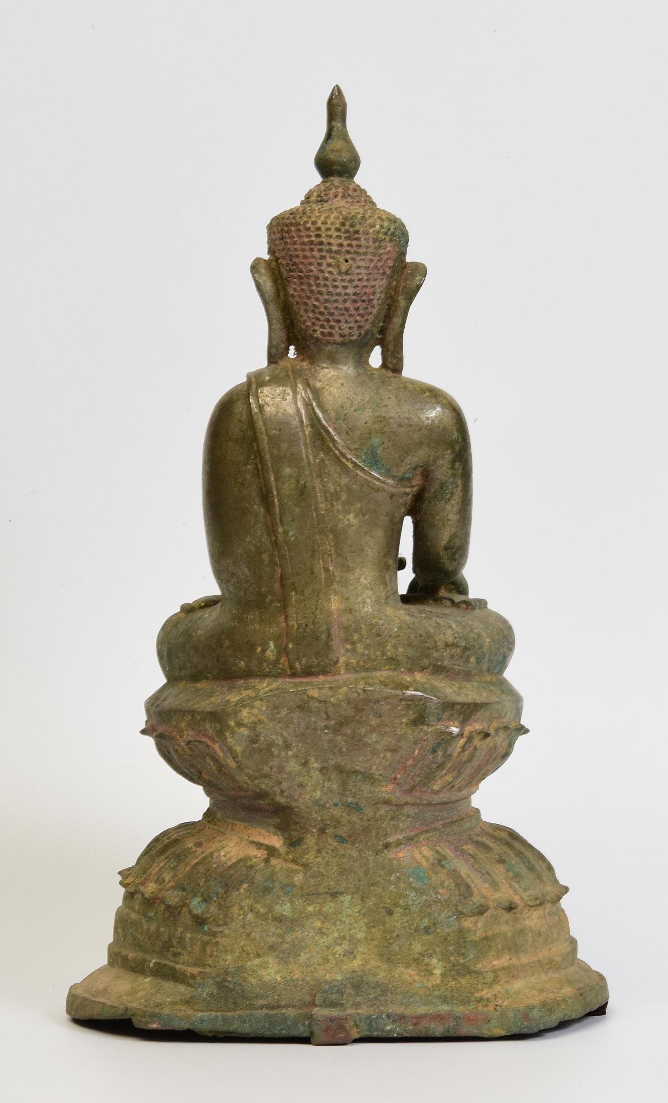 16th Century, Shan, Antique Burmese Bronze Buddha Sitting on Double Lotus Base For Sale 3