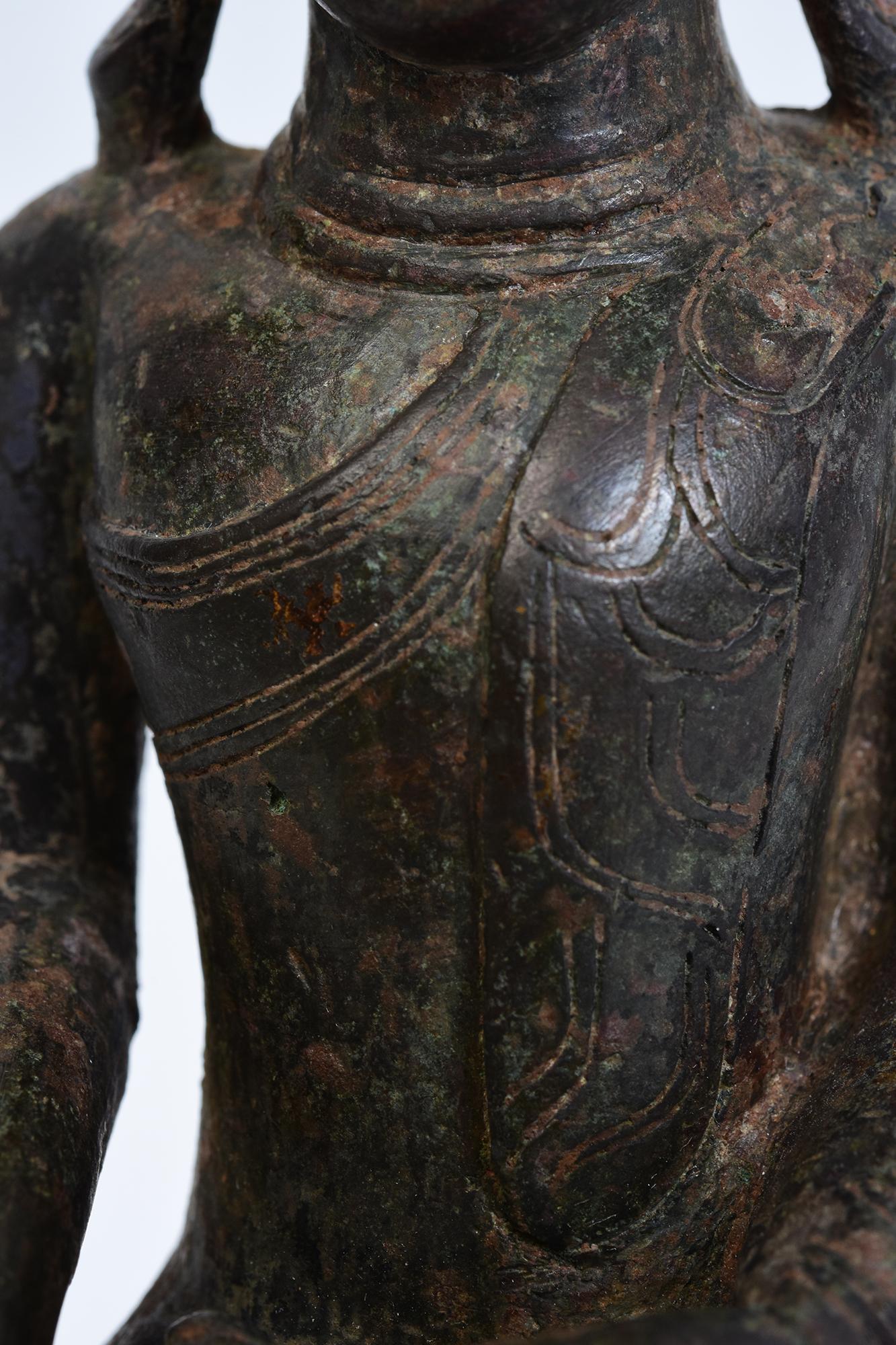 Hand-Carved 16th Century, Shan, Antique Burmese Bronze Seated Buddha For Sale