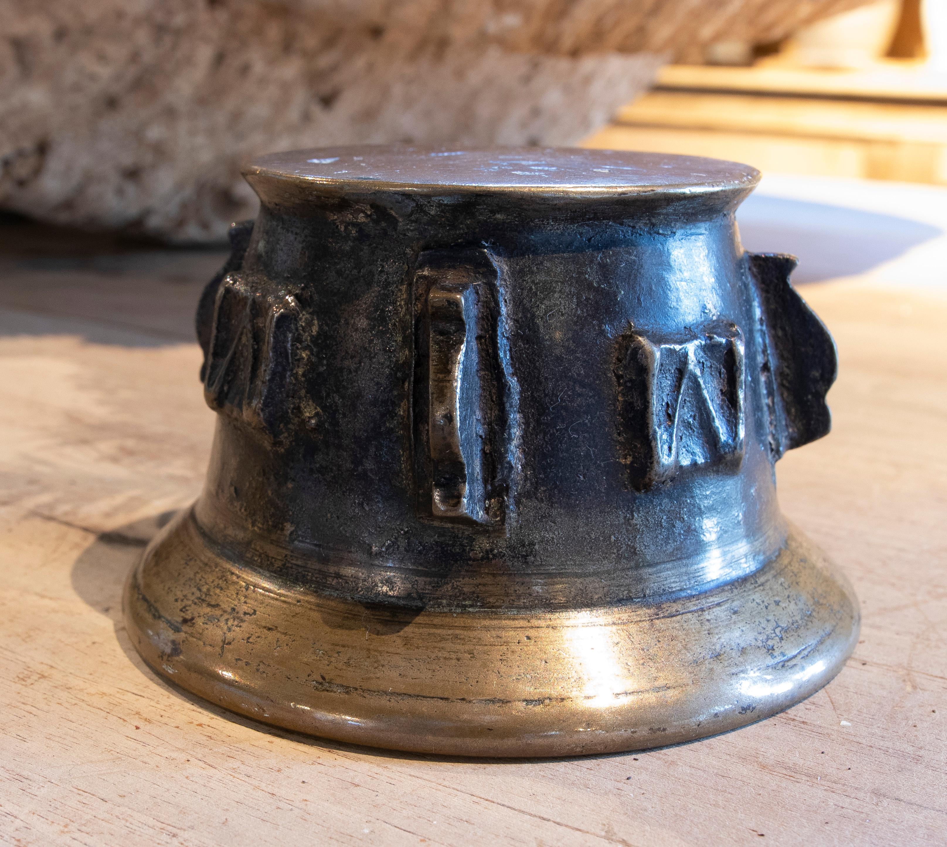 16th century Spanish Bronze Mortar with Letters M on the Sides For Sale 4