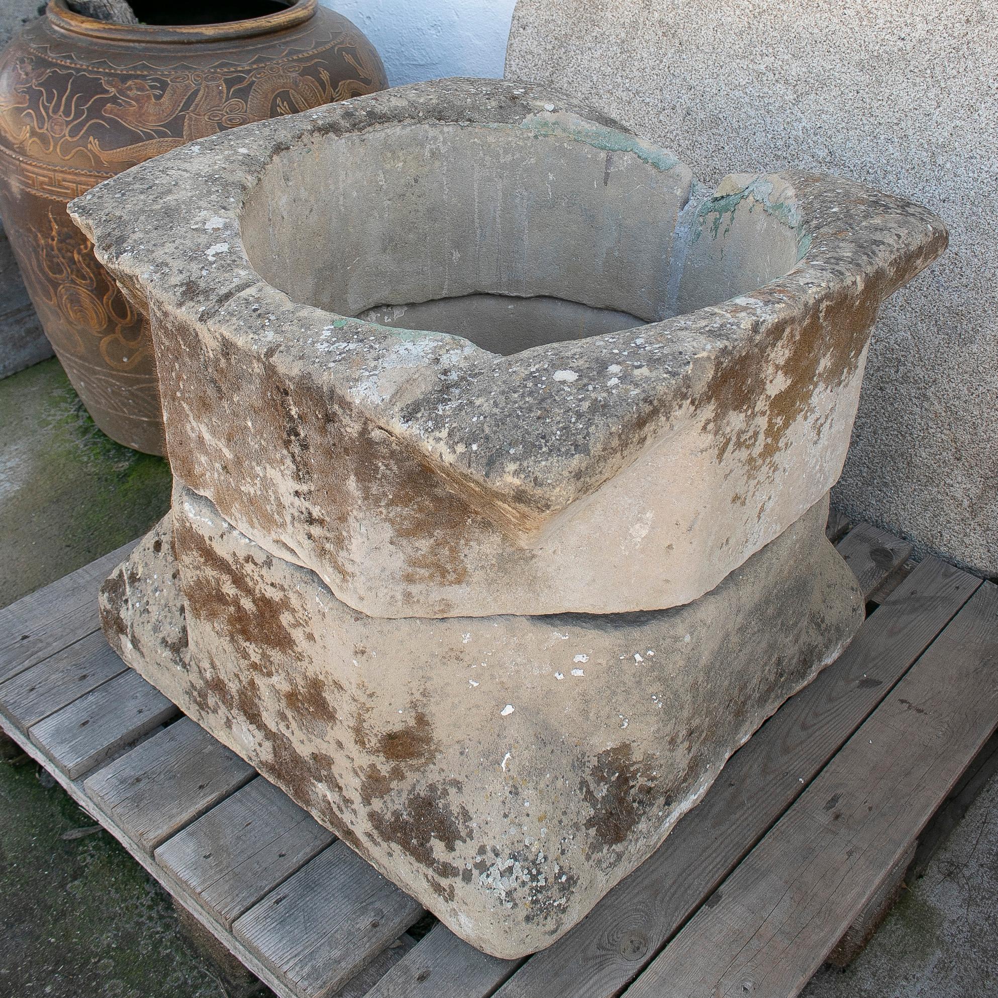 16th Century Spanish Late Gothic Style 2-Part Hand Carved Stone Water Well 1