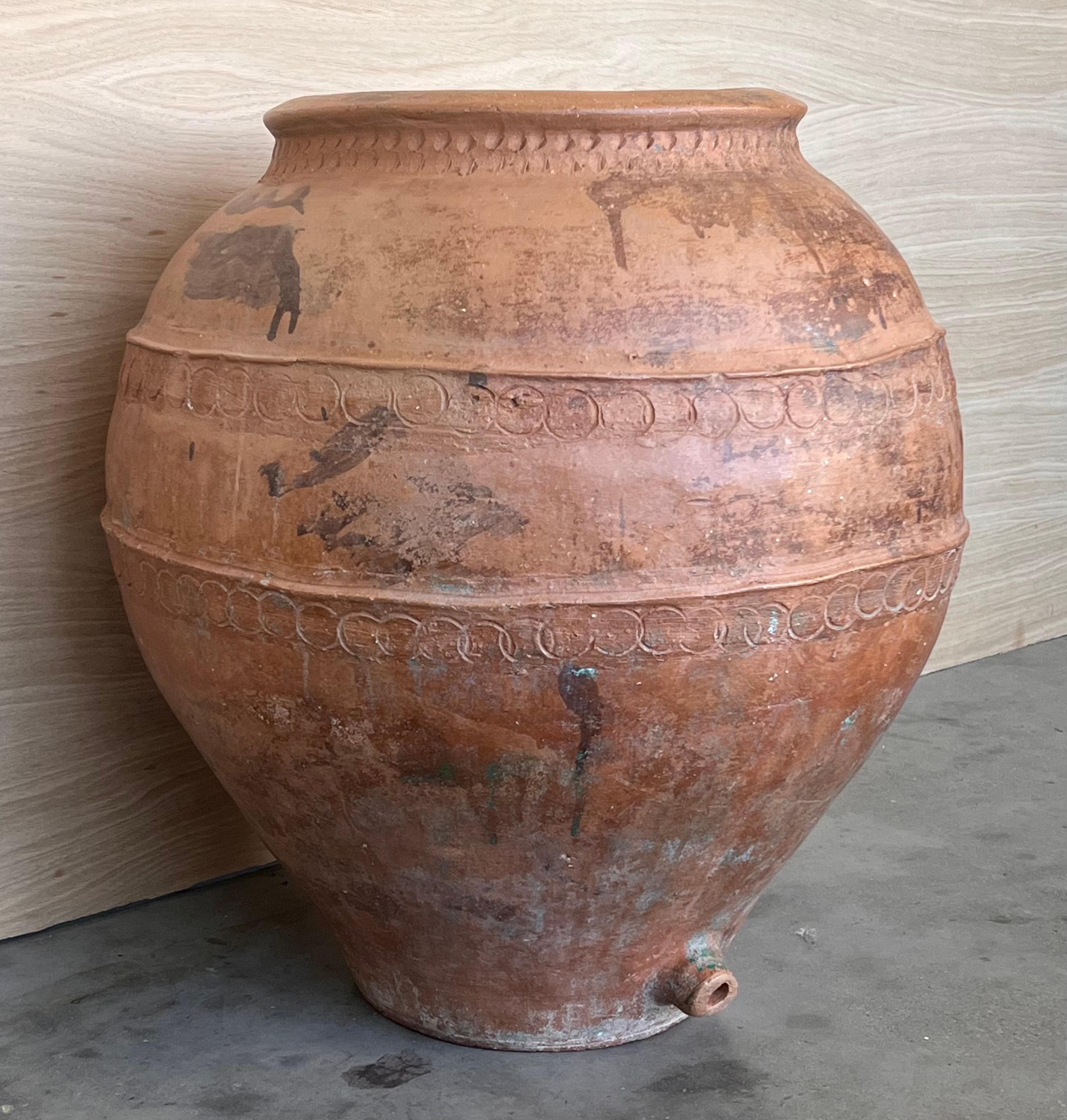 Spanische Terrakotta-Vase aus dem 16. Jahrhundert im Zustand „Gut“ im Angebot in Miami, FL