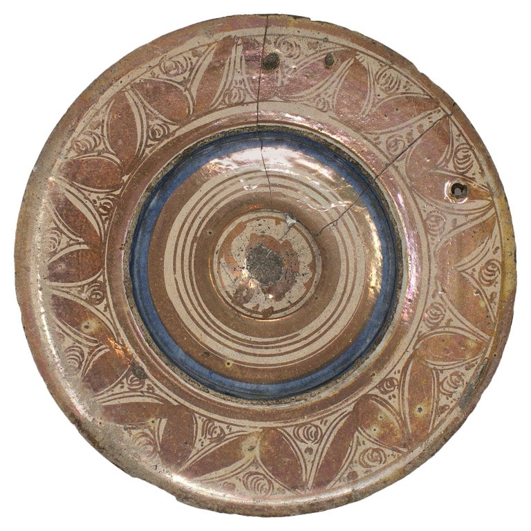 16th Century Spanish Valencian Manises Lusterware Ceramic Plate For Sale at  1stDibs