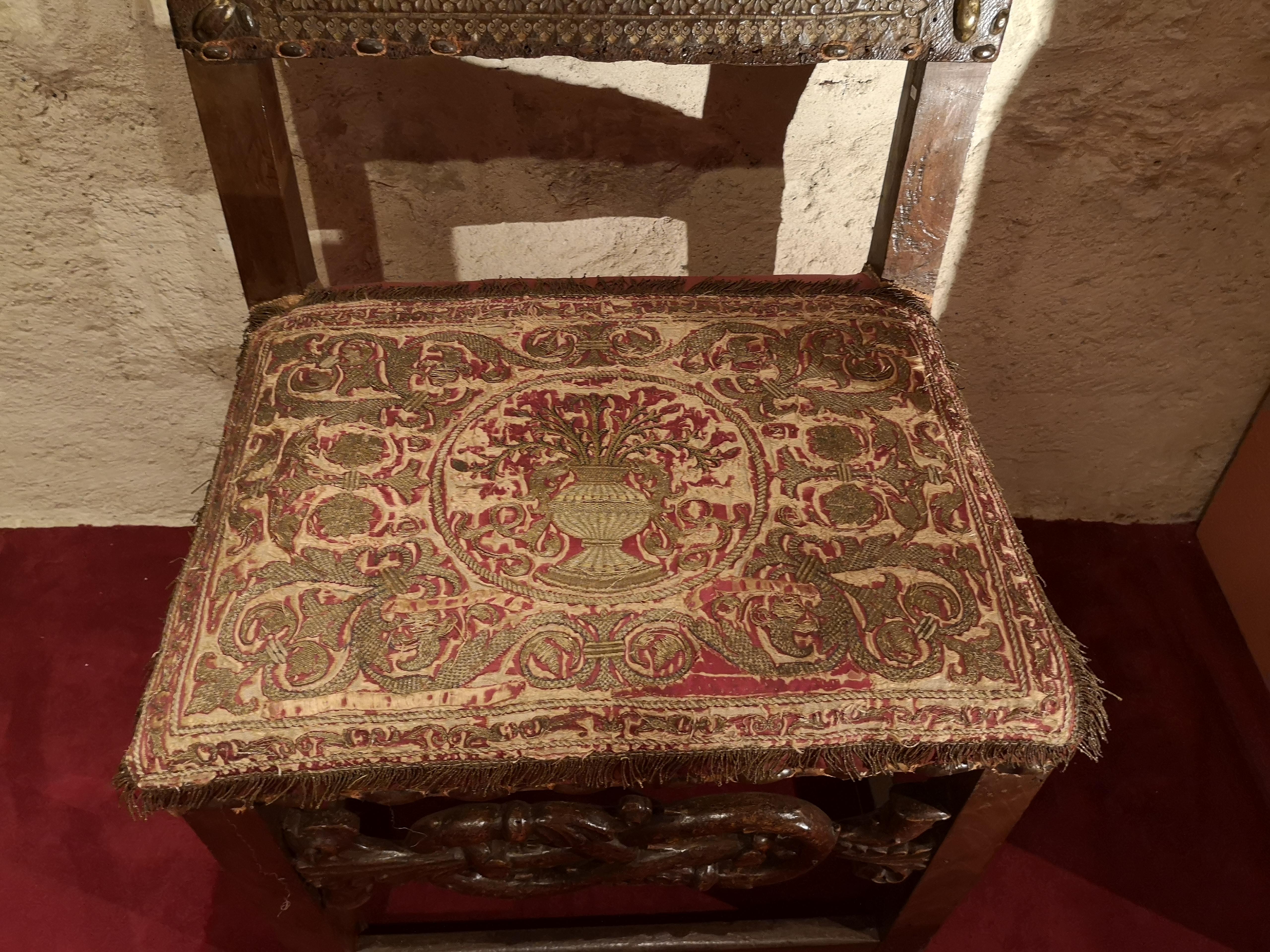 Renaissance 16th Century Spanish Walnut Chair For Sale