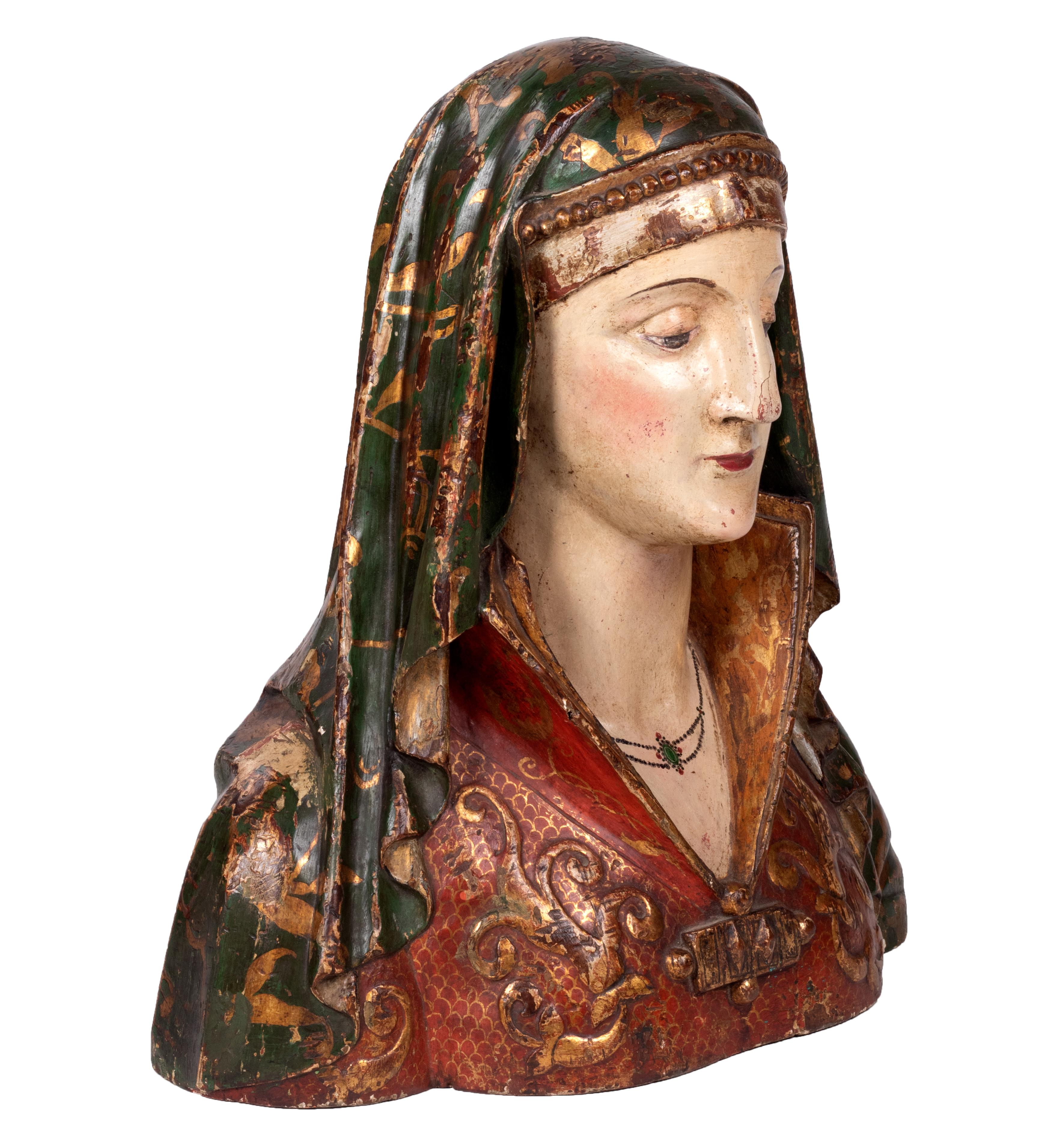 16th Century Spanish Wooden Painted and Gilded Reliquary Bust of a Saint 2