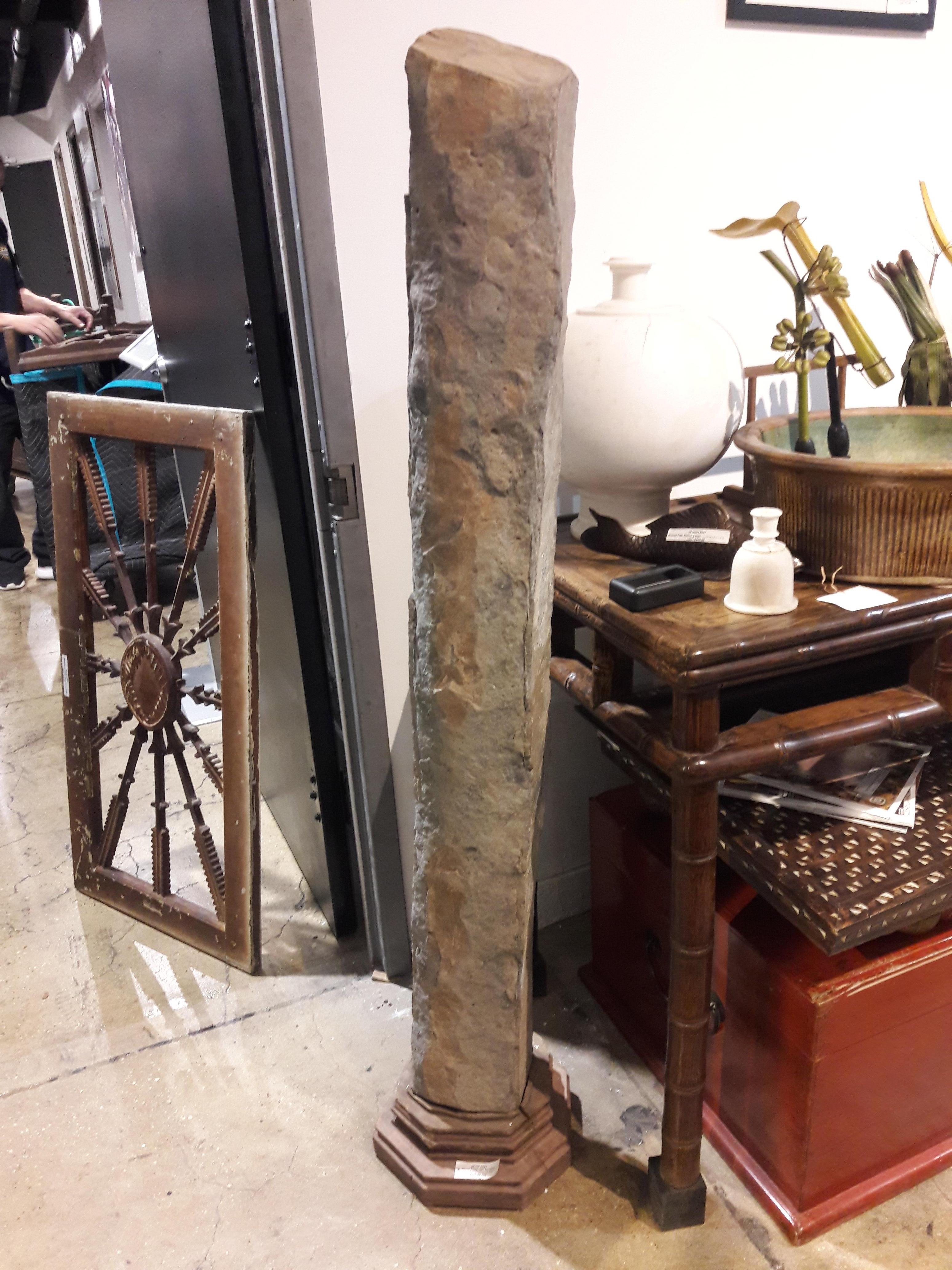 16th Century Stone Pillar, Sianxi, China In Good Condition For Sale In New York, NY