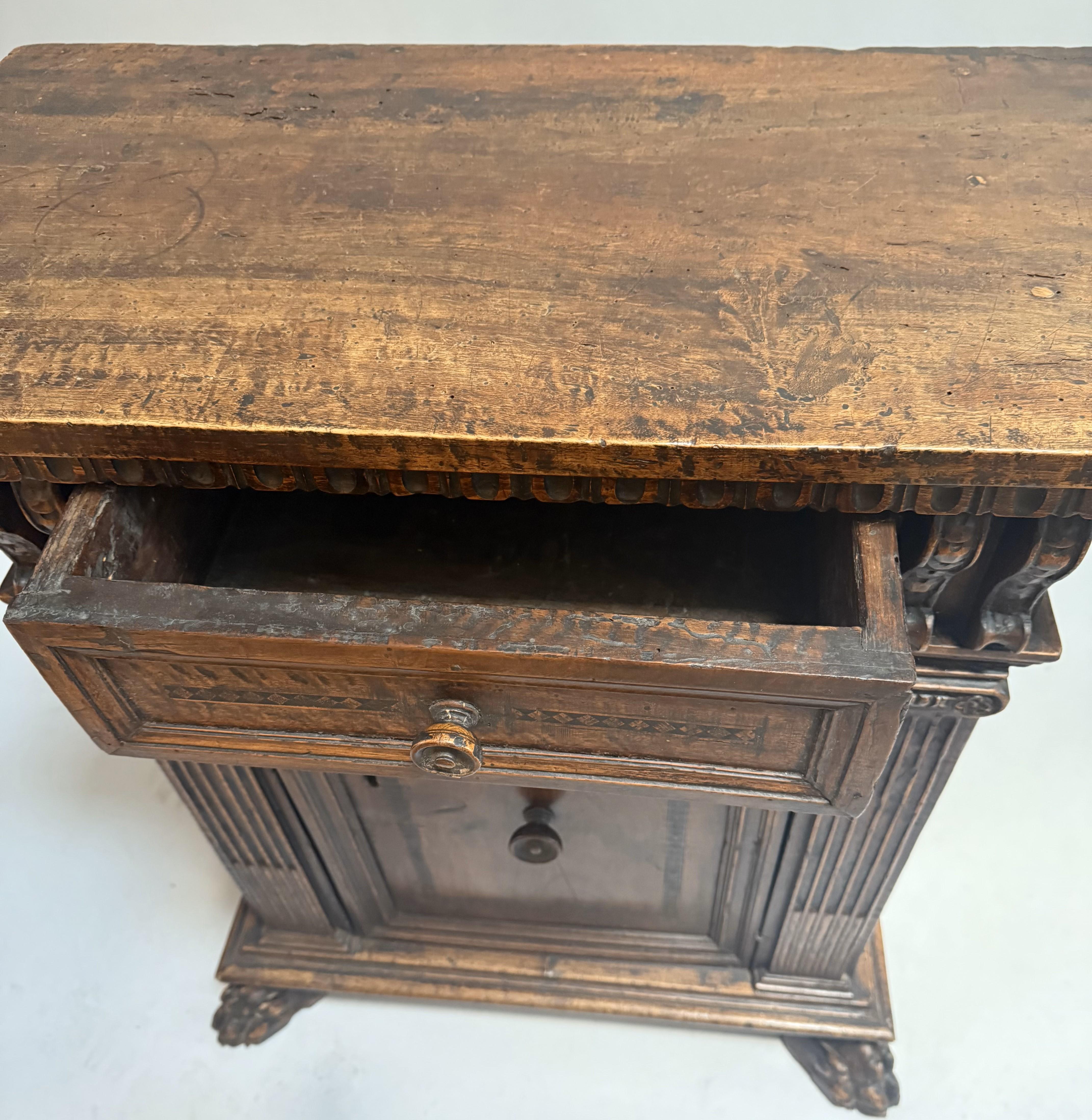 18th Century and Earlier 16th Century Tuscan Late Renaissance Carved Walnut Credenza with Lion's Paw Feet For Sale
