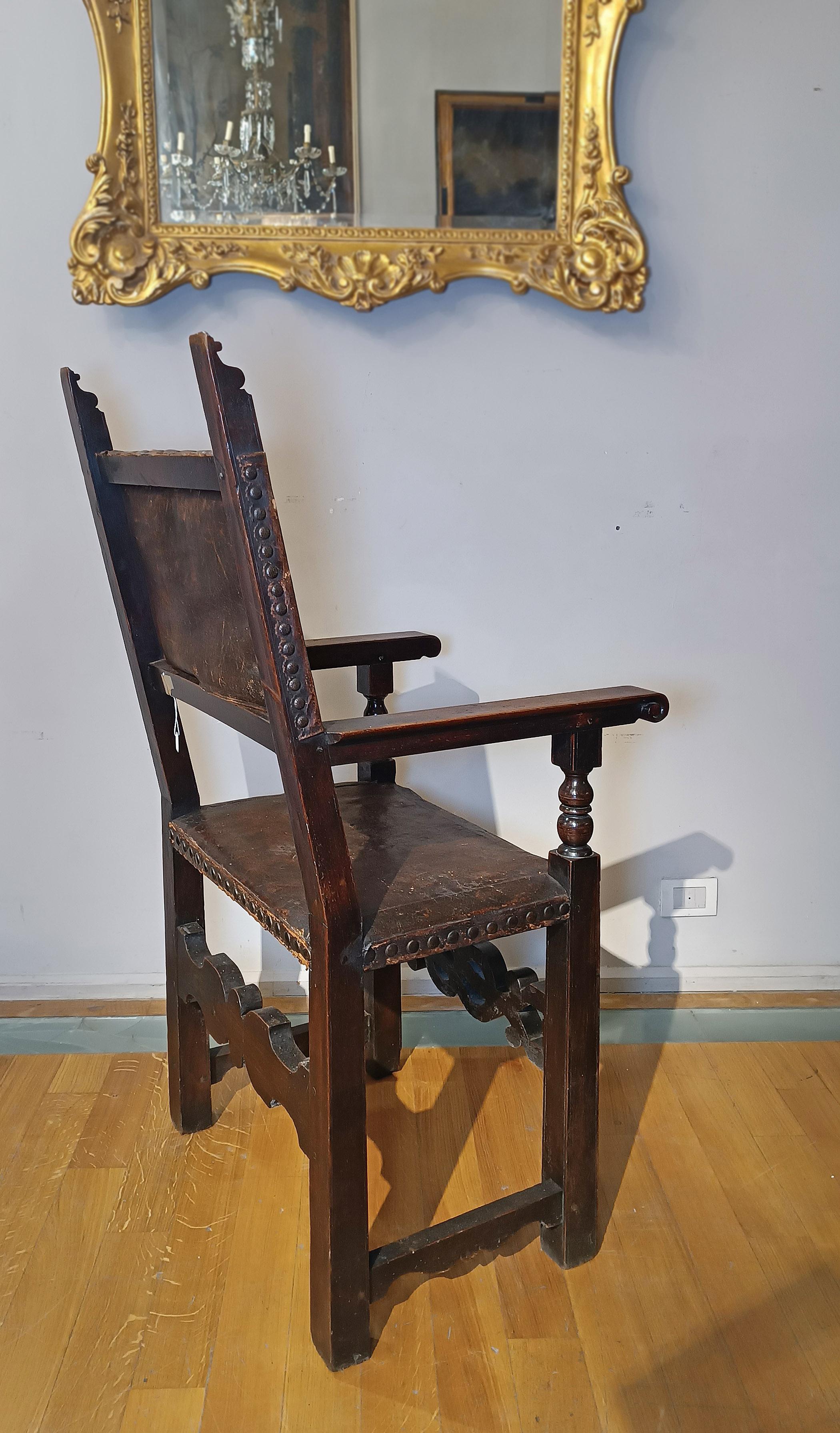 16th CENTURY TUSCANY RENAISSANCE ARMCHAIR Tallado a mano en venta