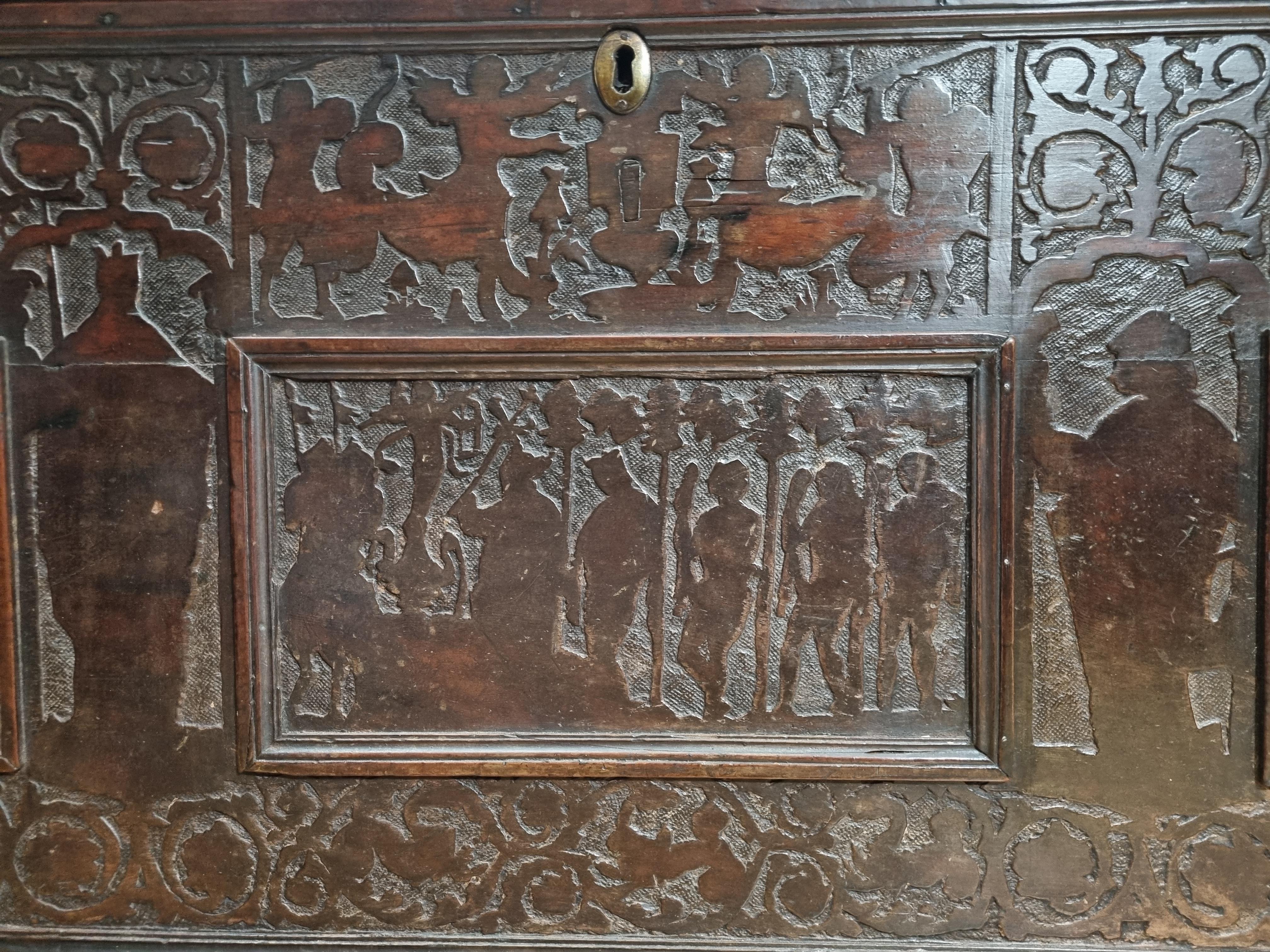 16th Century Venetian Renaissance Cedar Wood Cassone For Sale 2