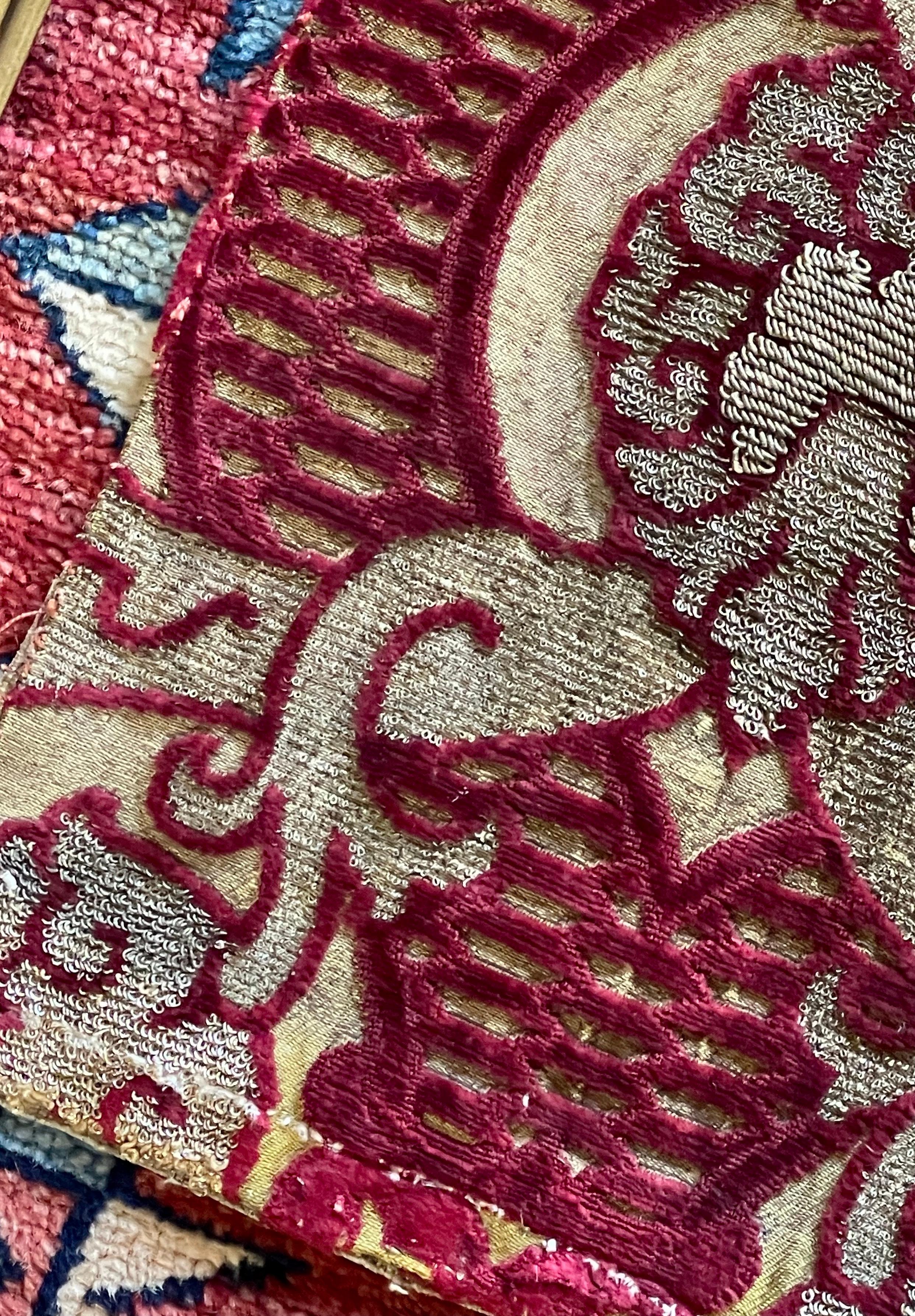 16th Century Venetian Renaissance Silk Velvet Panel For Sale 2