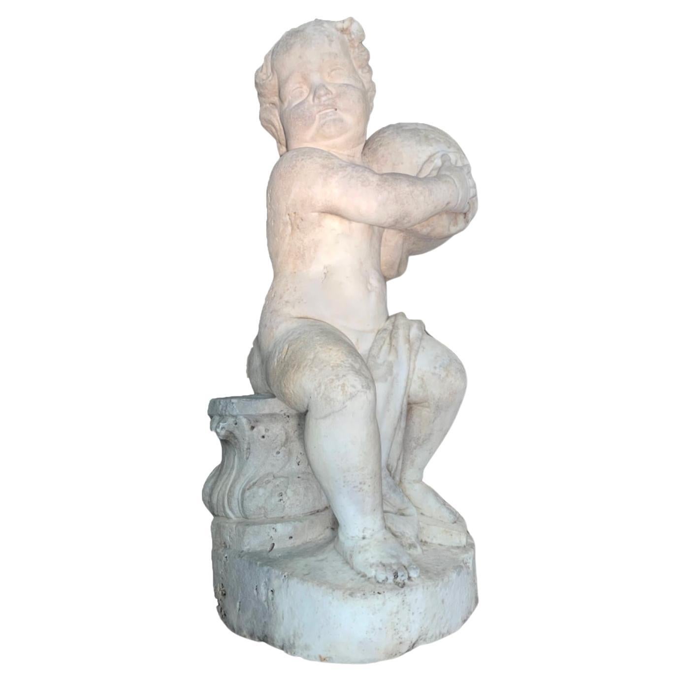 Weiße Marmorstatue des Kindes Herkules aus dem 16. Jahrhundert