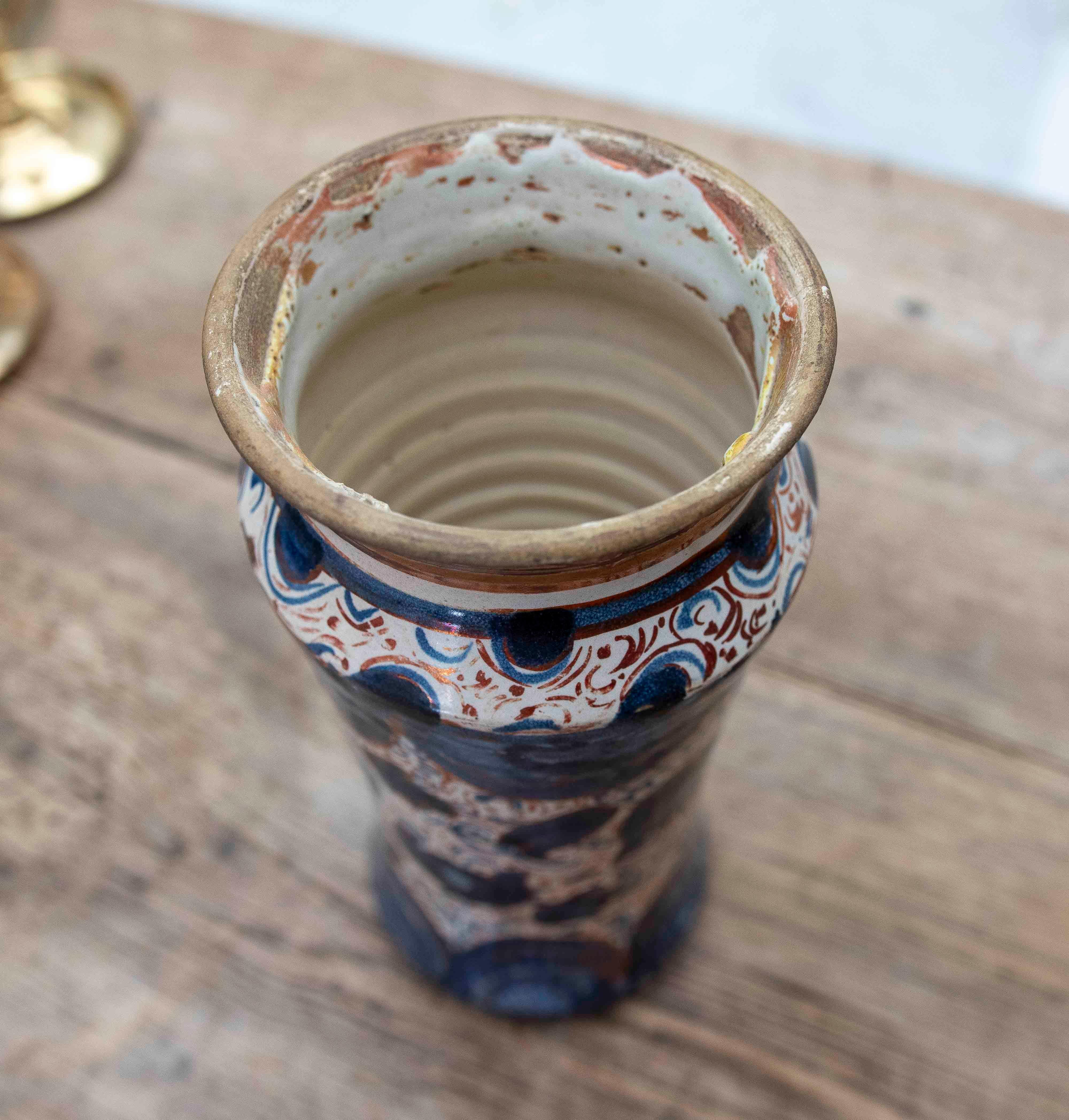 Jarra Hispano-Mooris XVI de Talavera Policromada con Reflejos Metálicos en venta 6