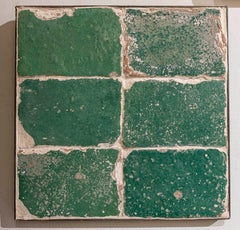 Cadre en fer du XVIe siècle Panneau héraldique antique avec neuf carreaux polychromes