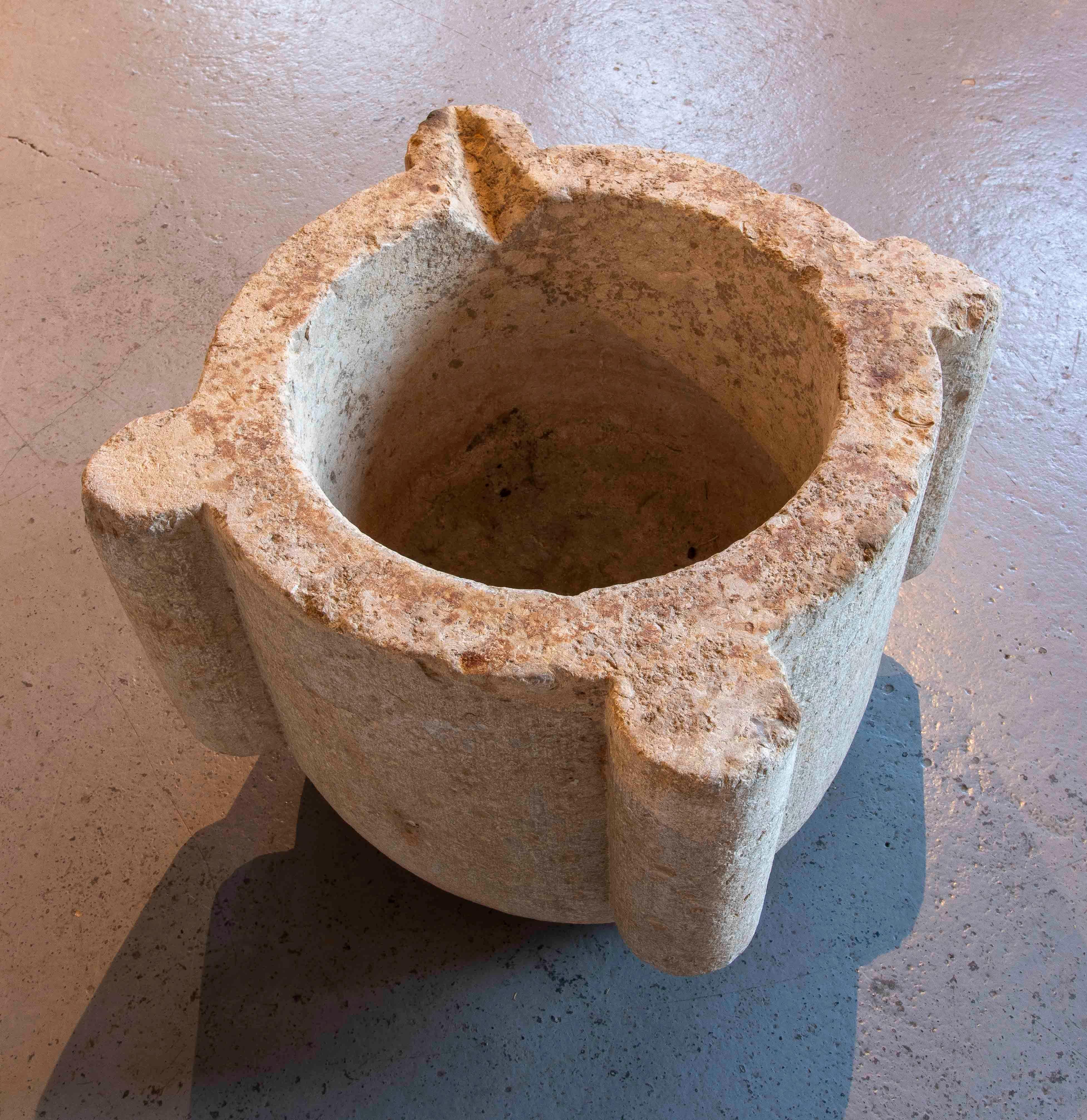 16th Large Antique Carved Stone Mortar For Sale 1