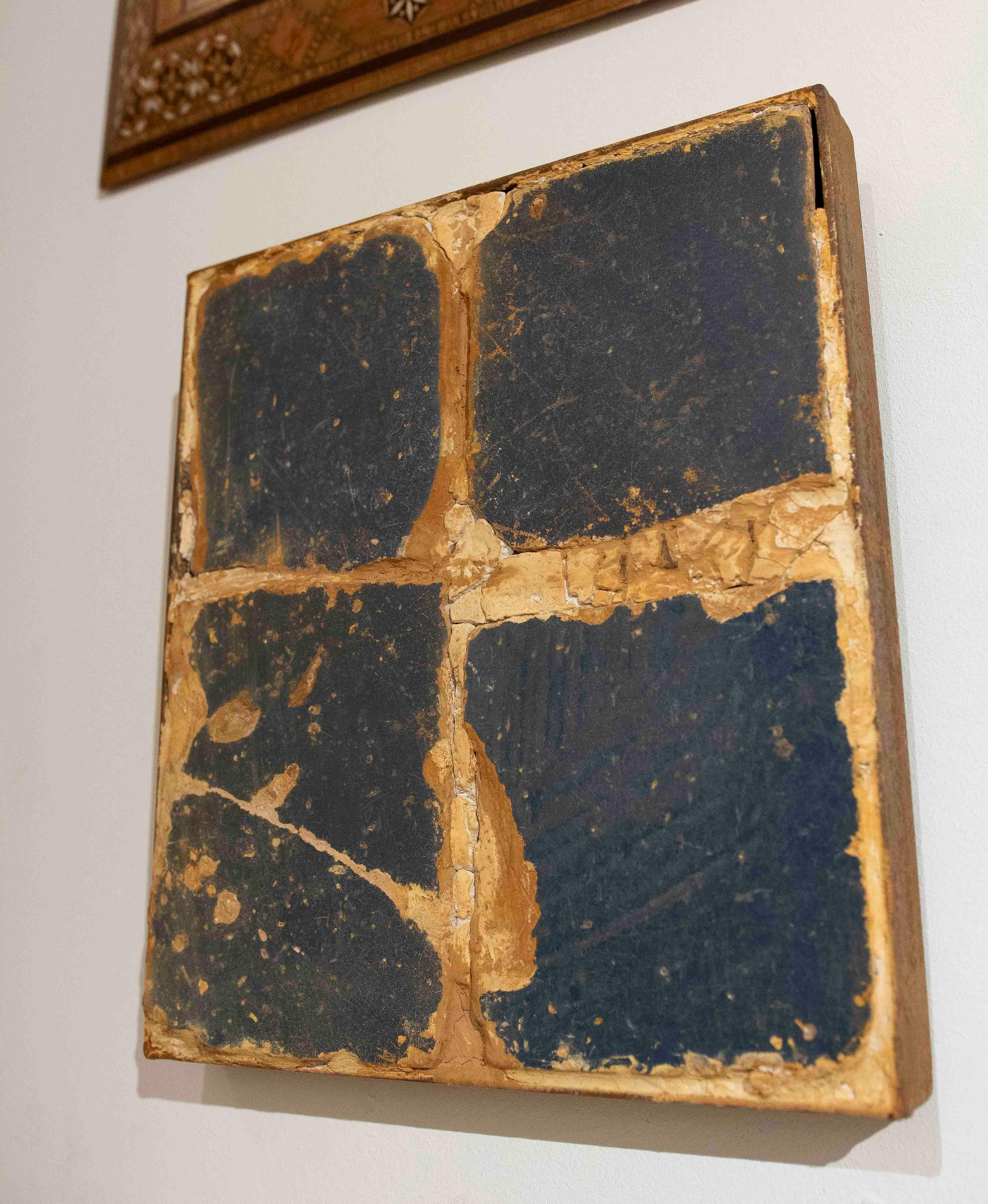 16th Panel of Antique Blue Tiles with Patina and Authentic Aging Español en venta