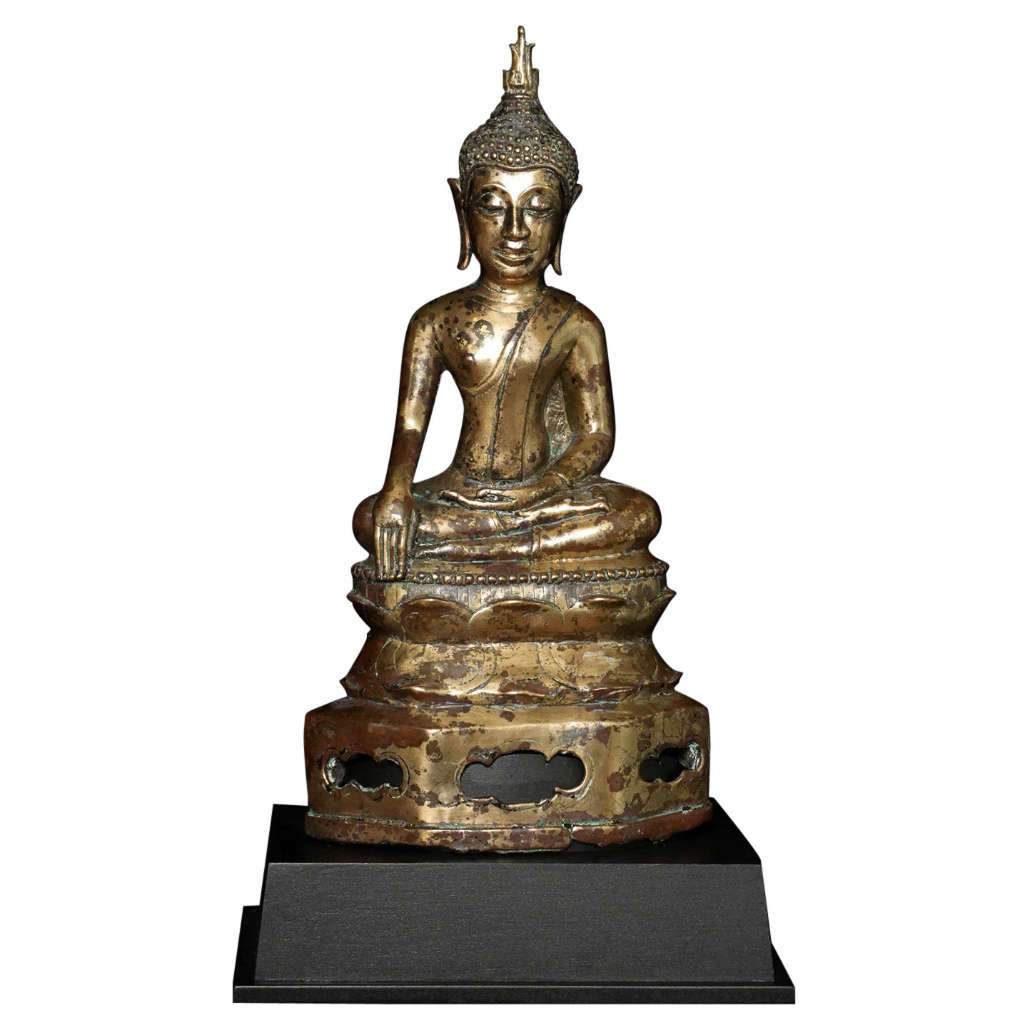 Buddha in bronzo della Thailandia settentrionale del XVI secolo, molto finemente fuso e scolpito, 7920