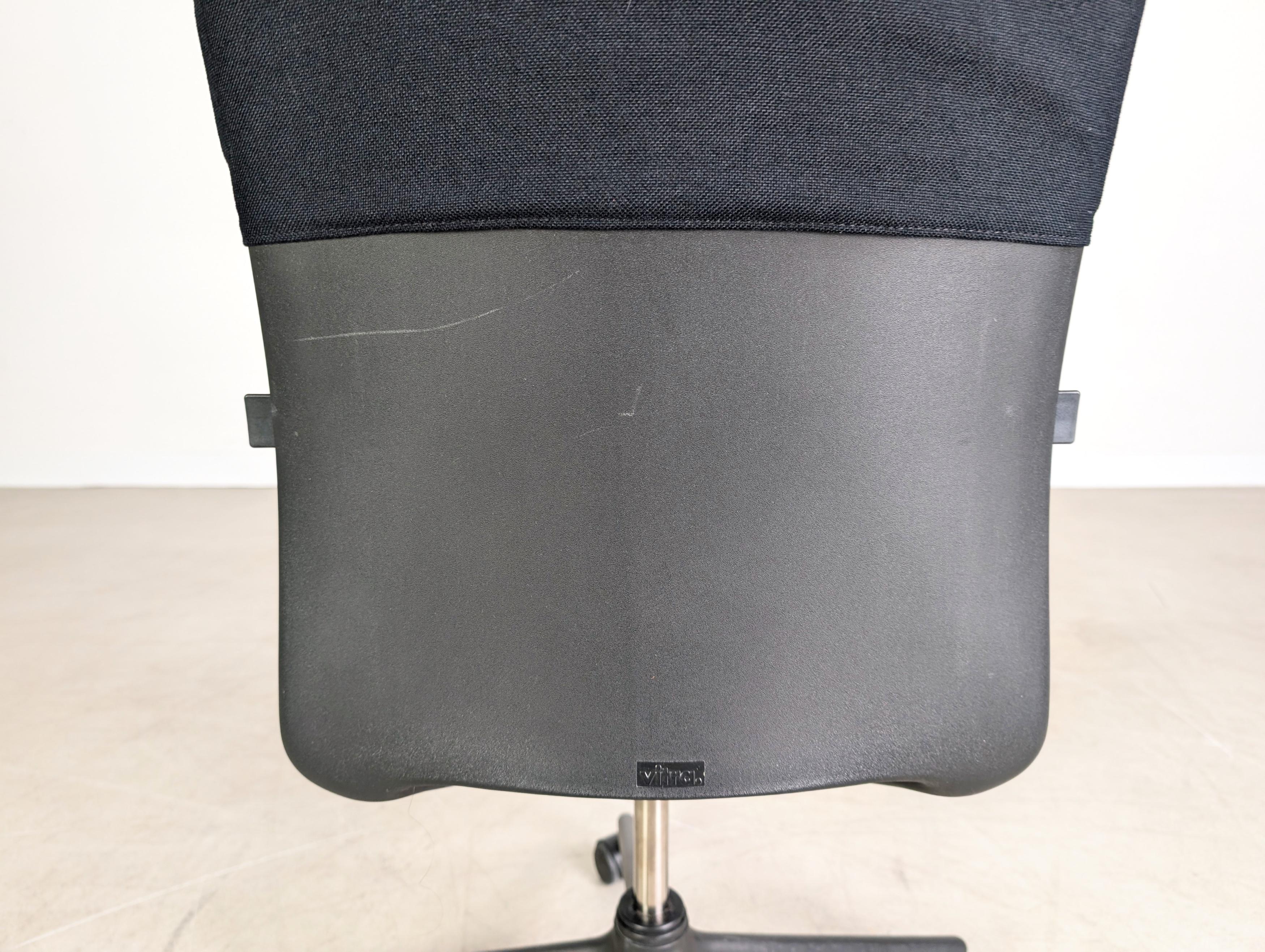 XXIe siècle et contemporain 16x Original Vitra Bürostuhl T-Chair schwarz Design Stuhl Chefsessel en vente