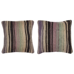 SET DI 2 COPRICUSCINI KILIM TESSUTI A MANO. Una coppia di copricuscini in pizzo