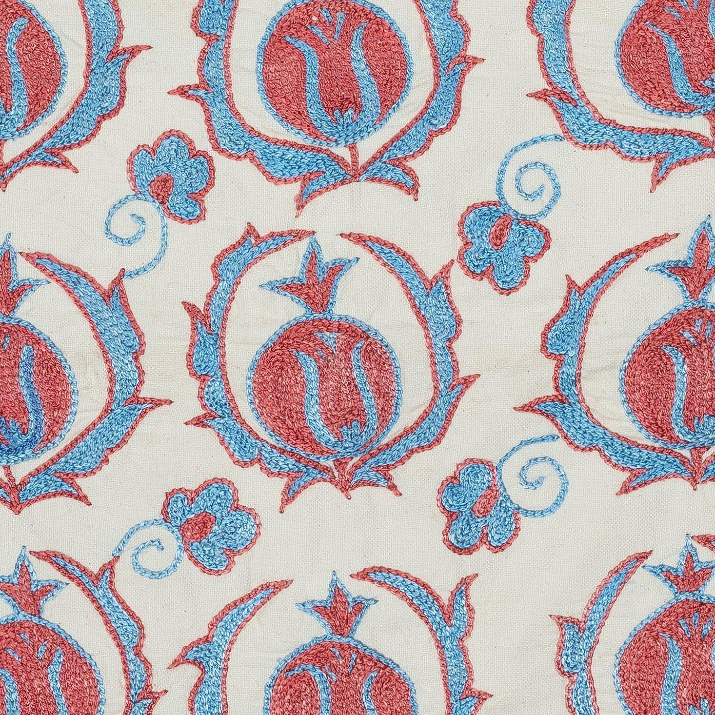 New Hand-Embroidered 100% Cotton Cushion Cover – Authentic Uzbek Textile Art

Bring a touch of Central Asian heritage to your home with this hand-embroidered 100% cotton Suzani pillowcase from Uzbekistan. Featuring intricate floral and geometric