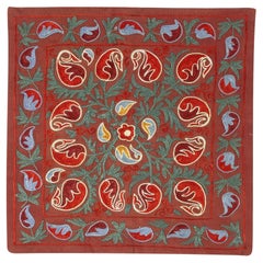 Coussin en dentelle traditionnelle 16 "x18" en rouge bourgogne. Housse de coussin brodée en soie