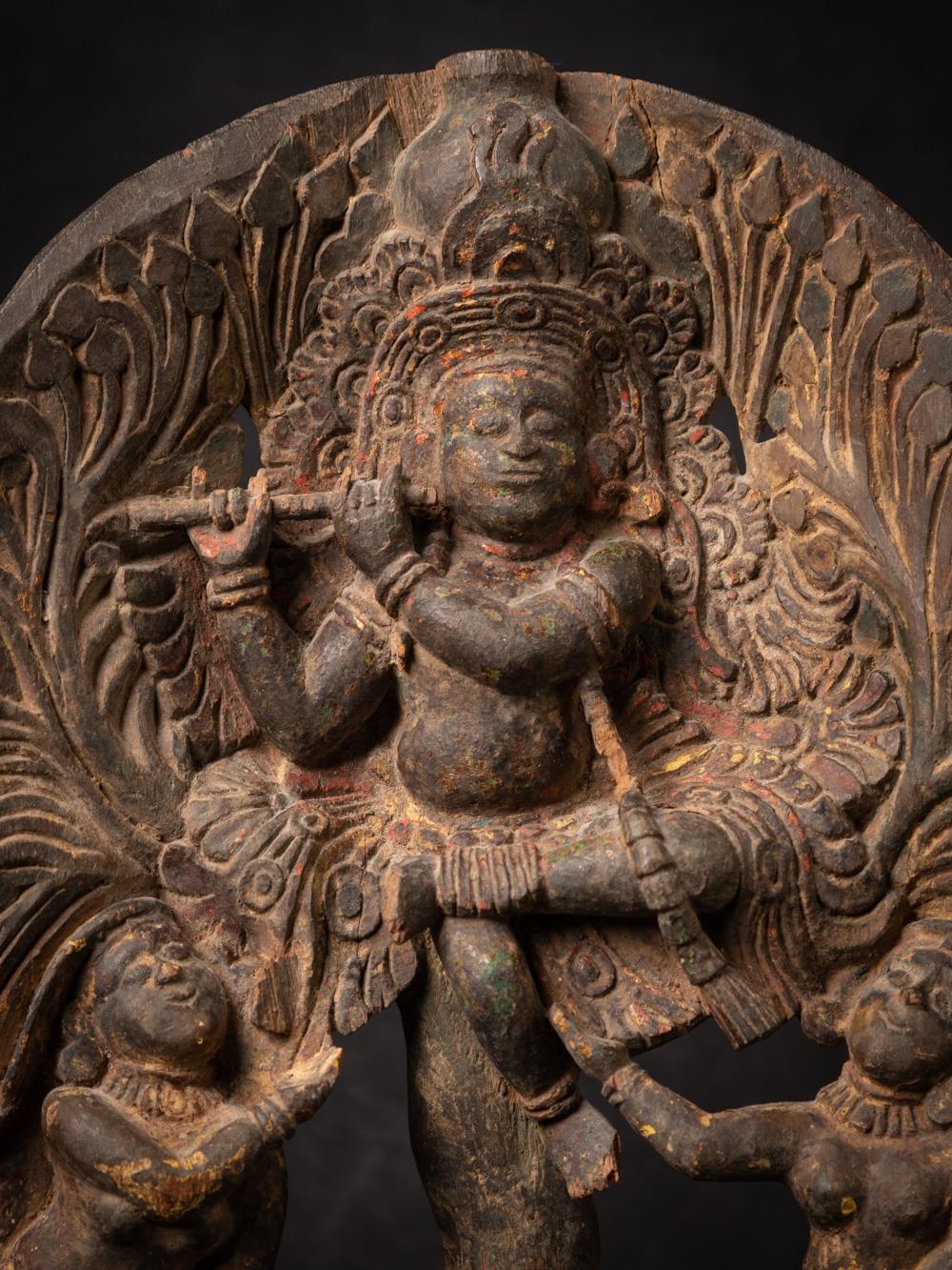 17-18th century antique wooden Krishna statue from India  OriginalBuddhas For Sale 7