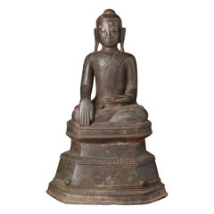 17-18th century Special antique bronze Shan Buddha statue from Burma